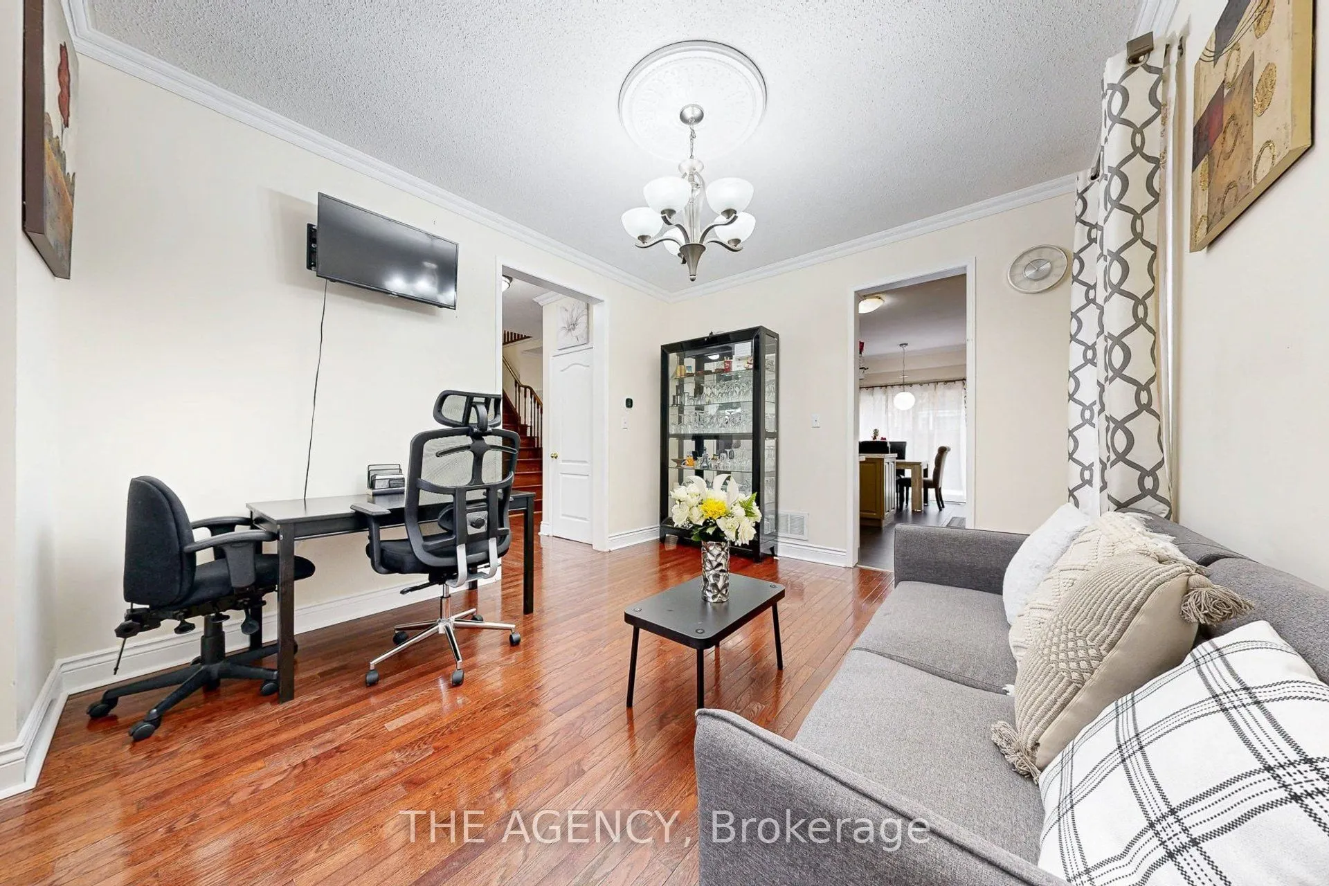 31 Seward Crescent