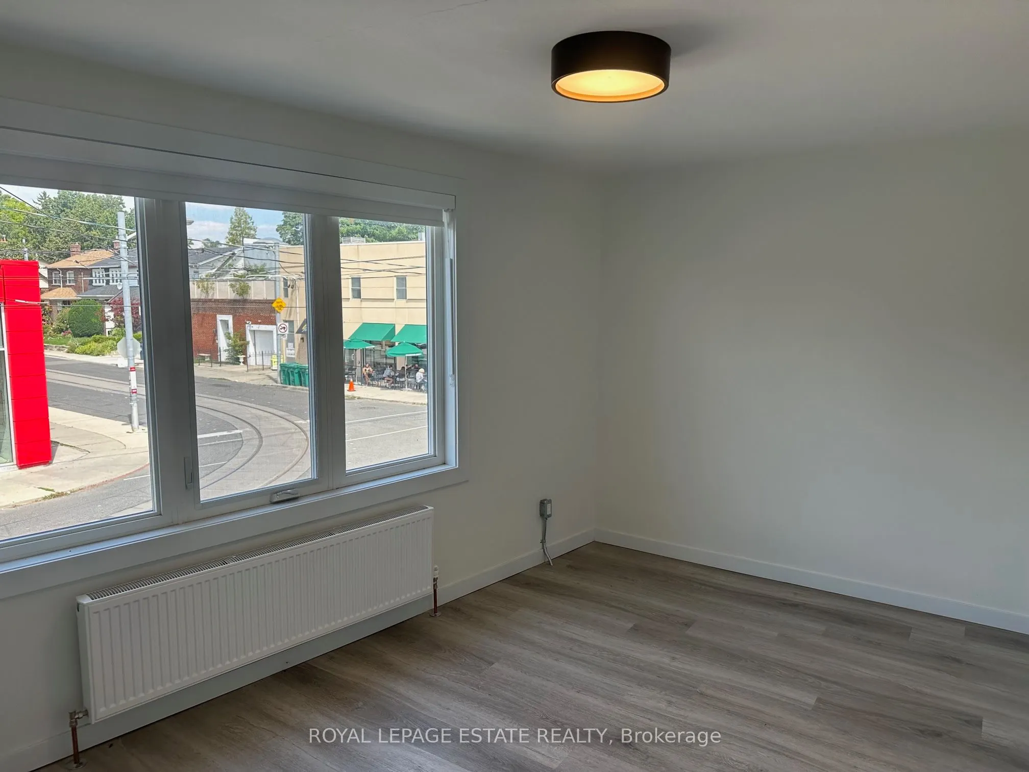 1007 Kingston Road