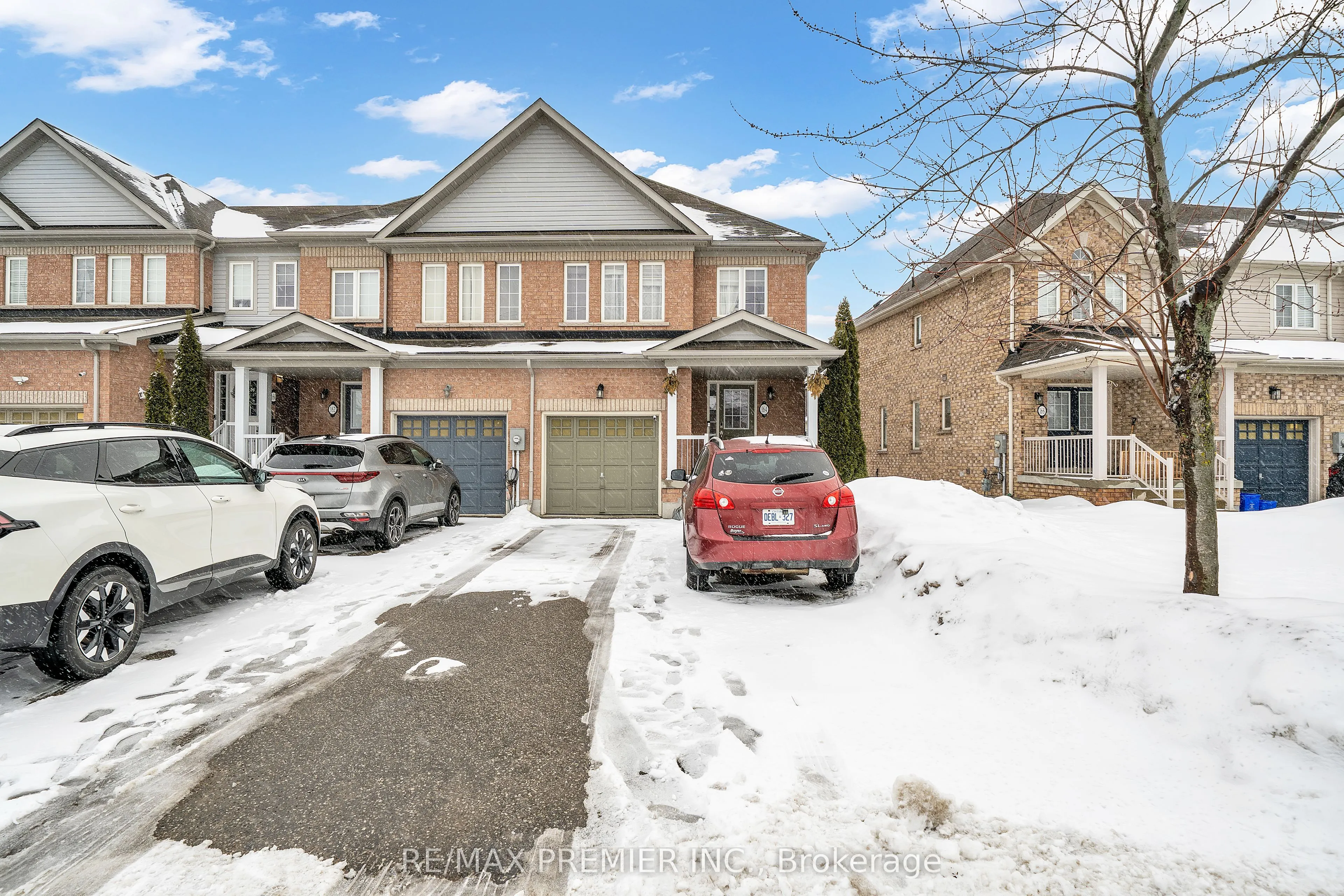 164 Dewell Crescent