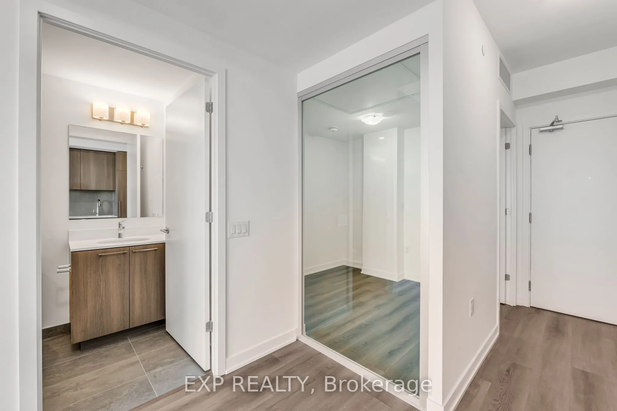 7437 Kingston Road #908B