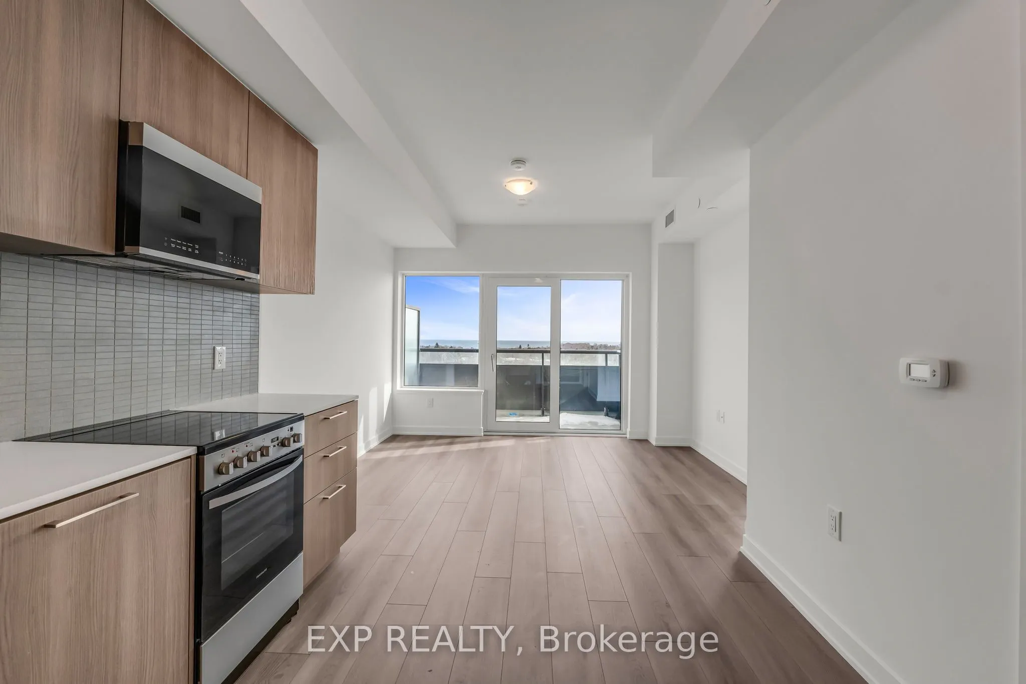 7437 Kingston Road #908B