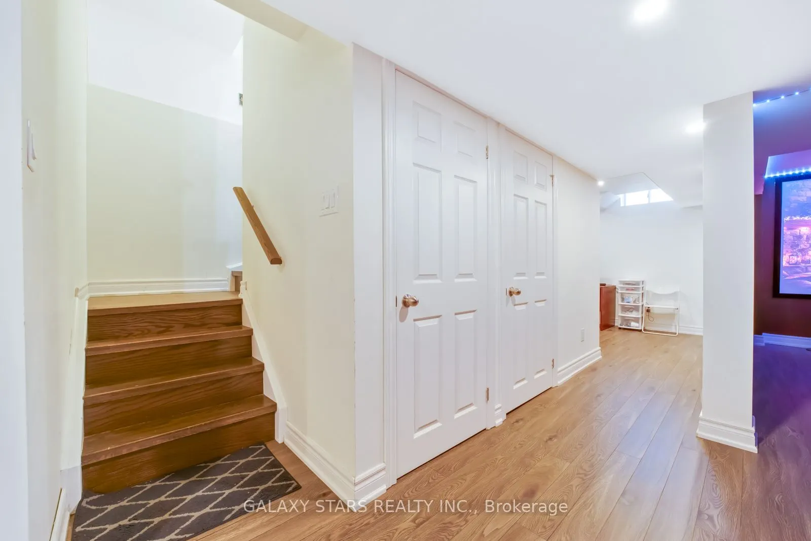 25 Fieldnest Crescent