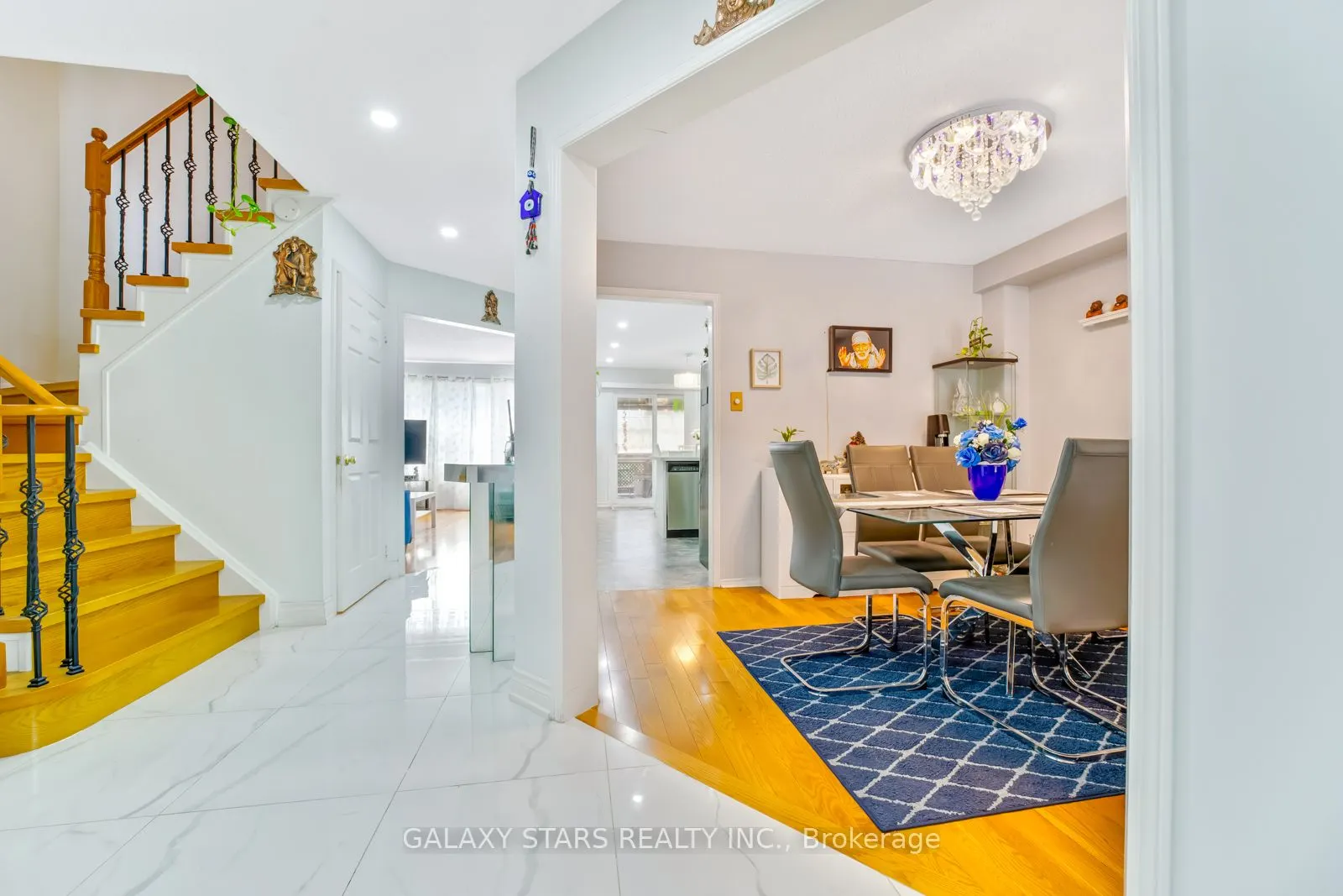 25 Fieldnest Crescent