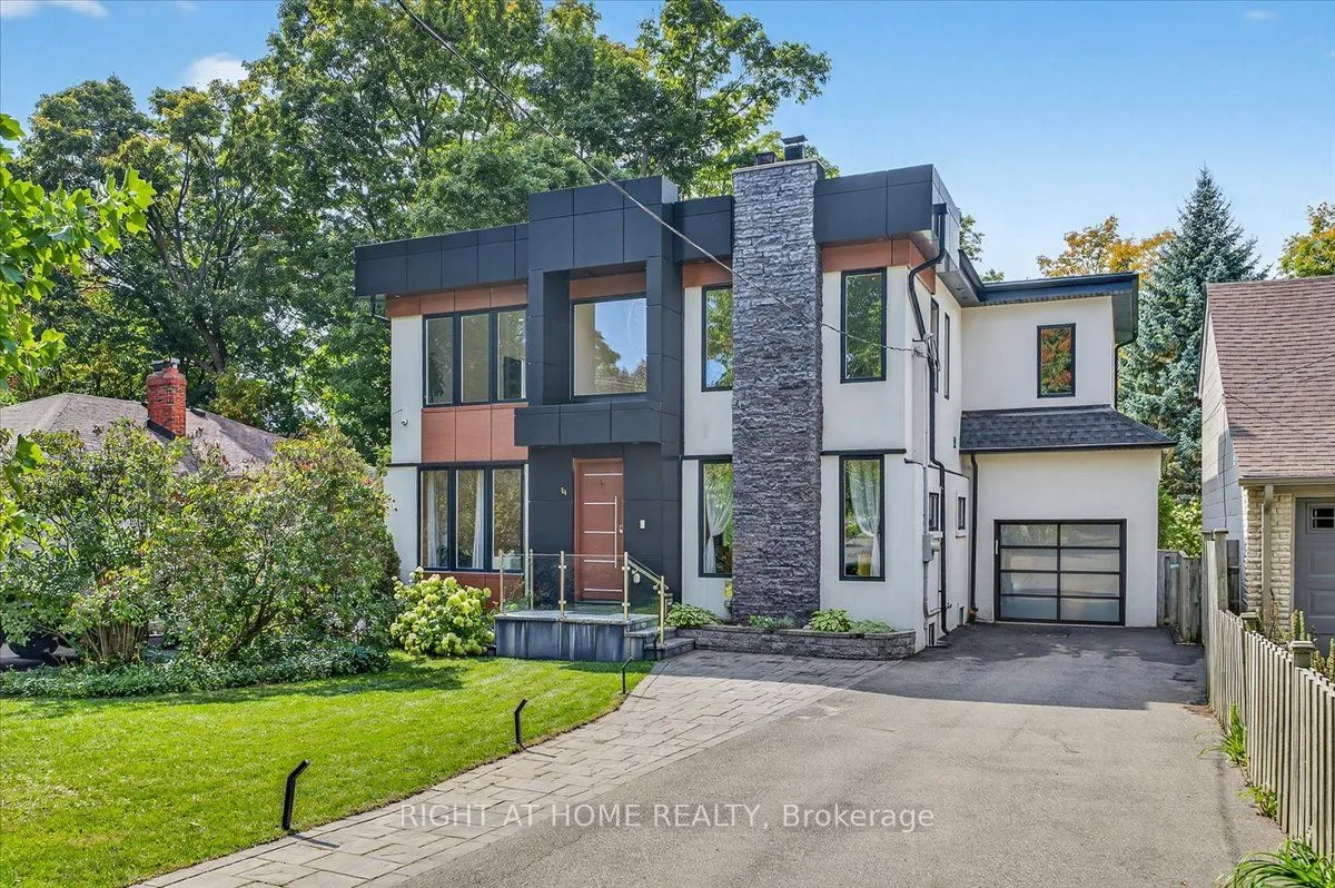64 Larwood Boulevard