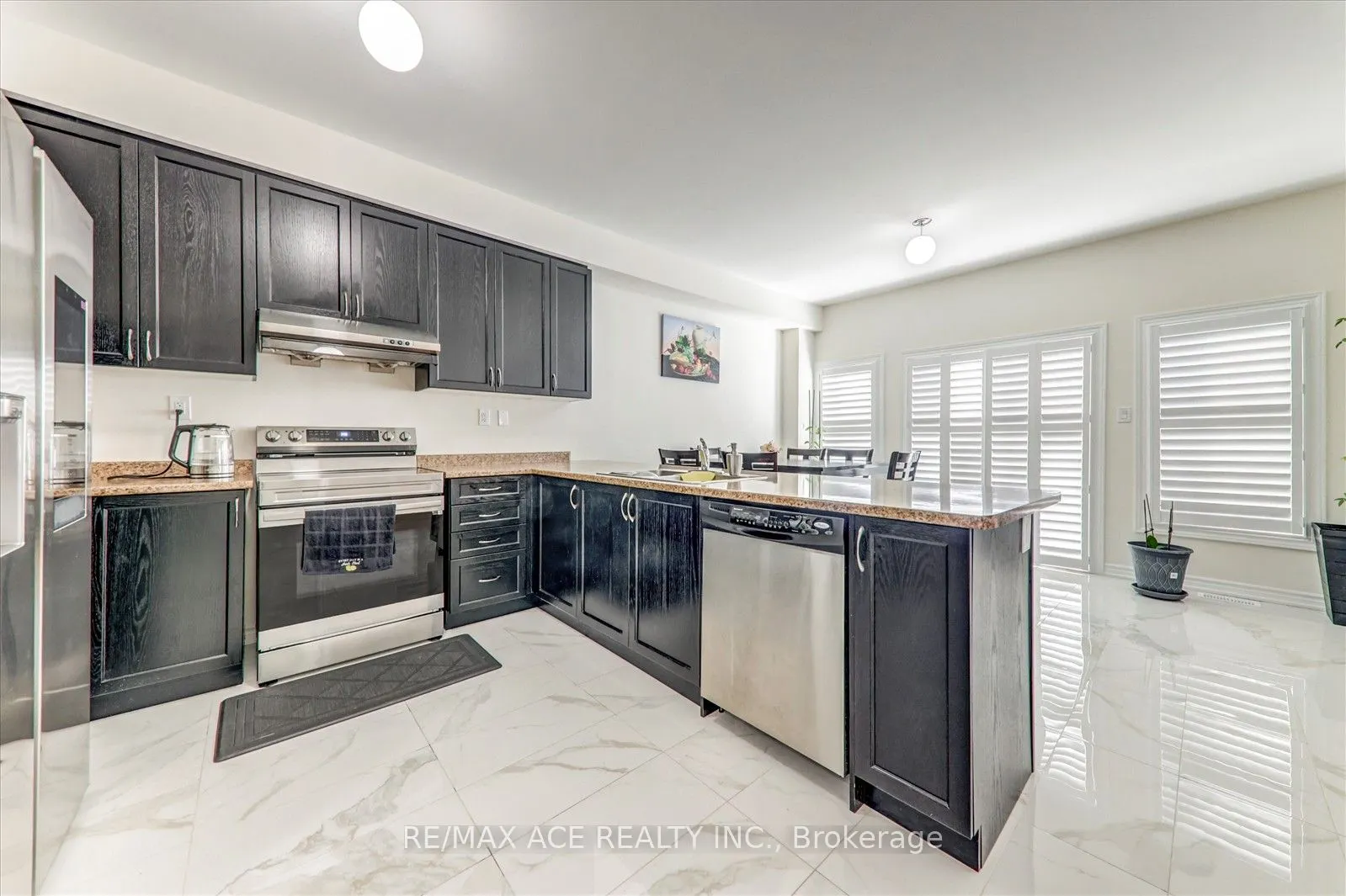 1152 Skyridge Boulevard