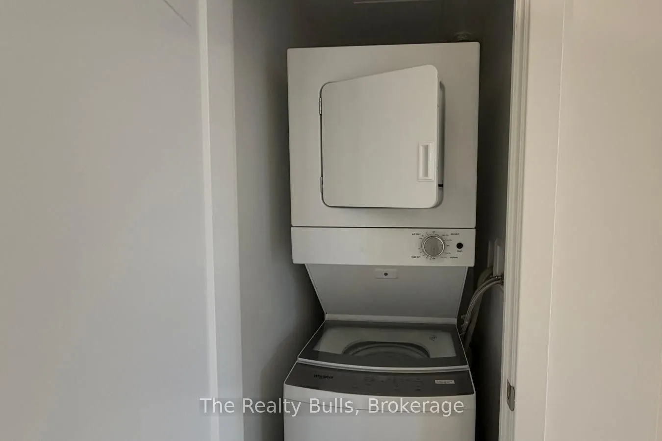 2545 SIMCOE Street #235