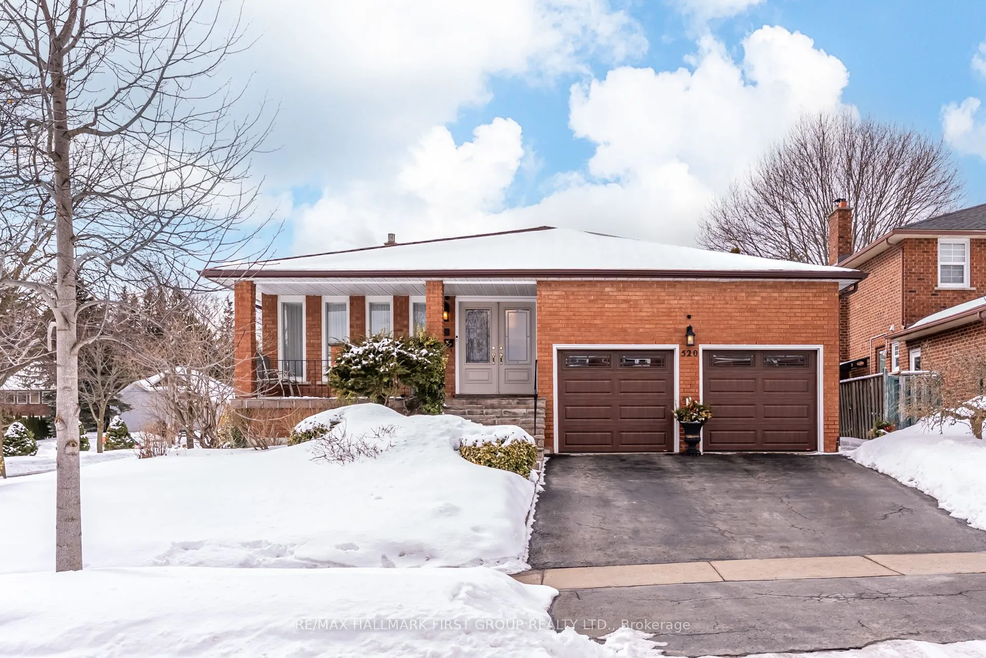 520 Mcleod Crescent