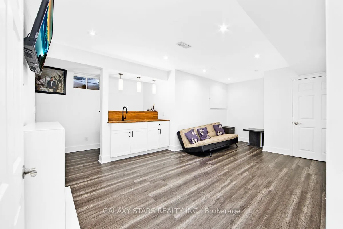 5436 Old Brock Road