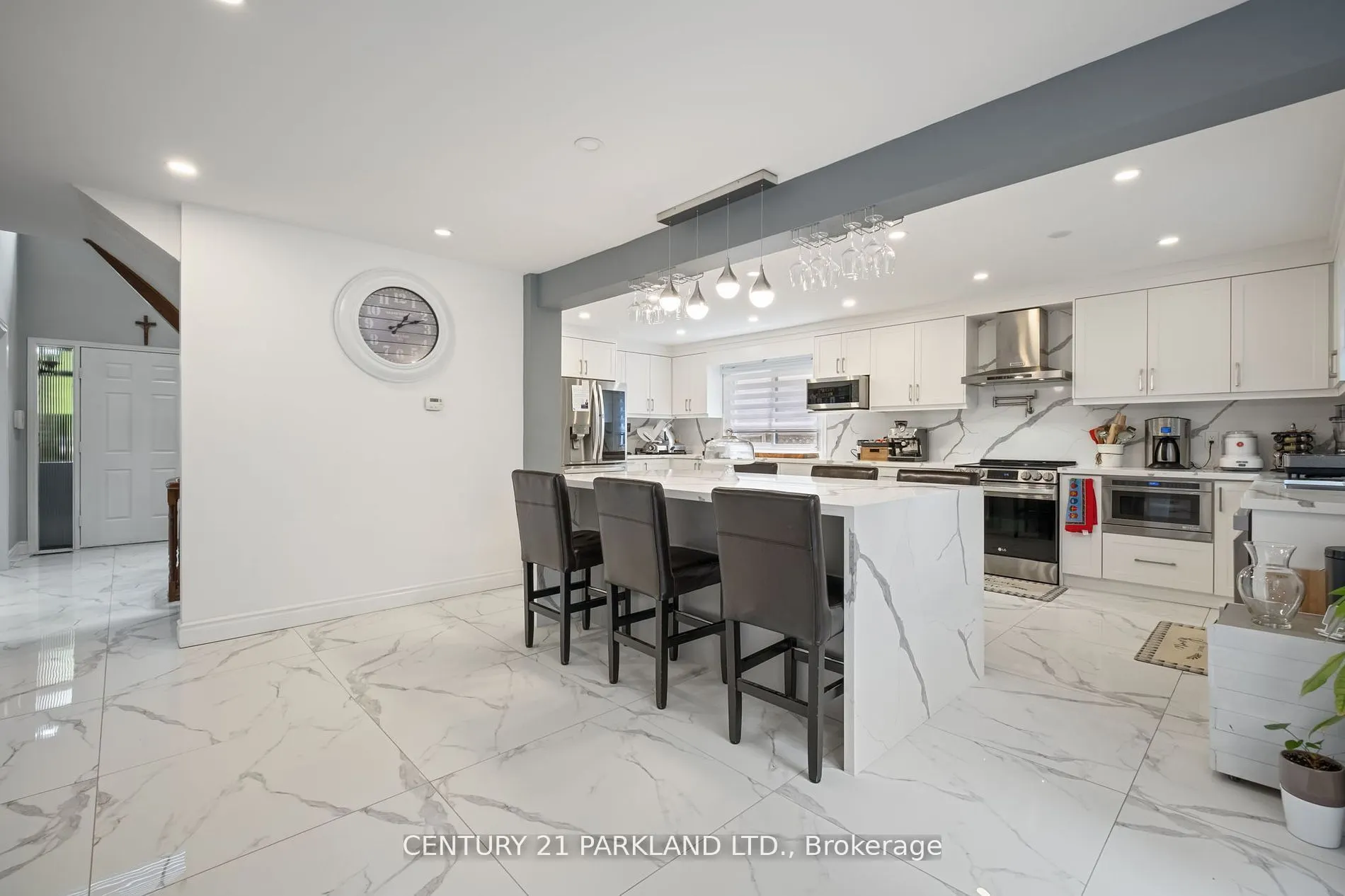 87 Bonacres Avenue