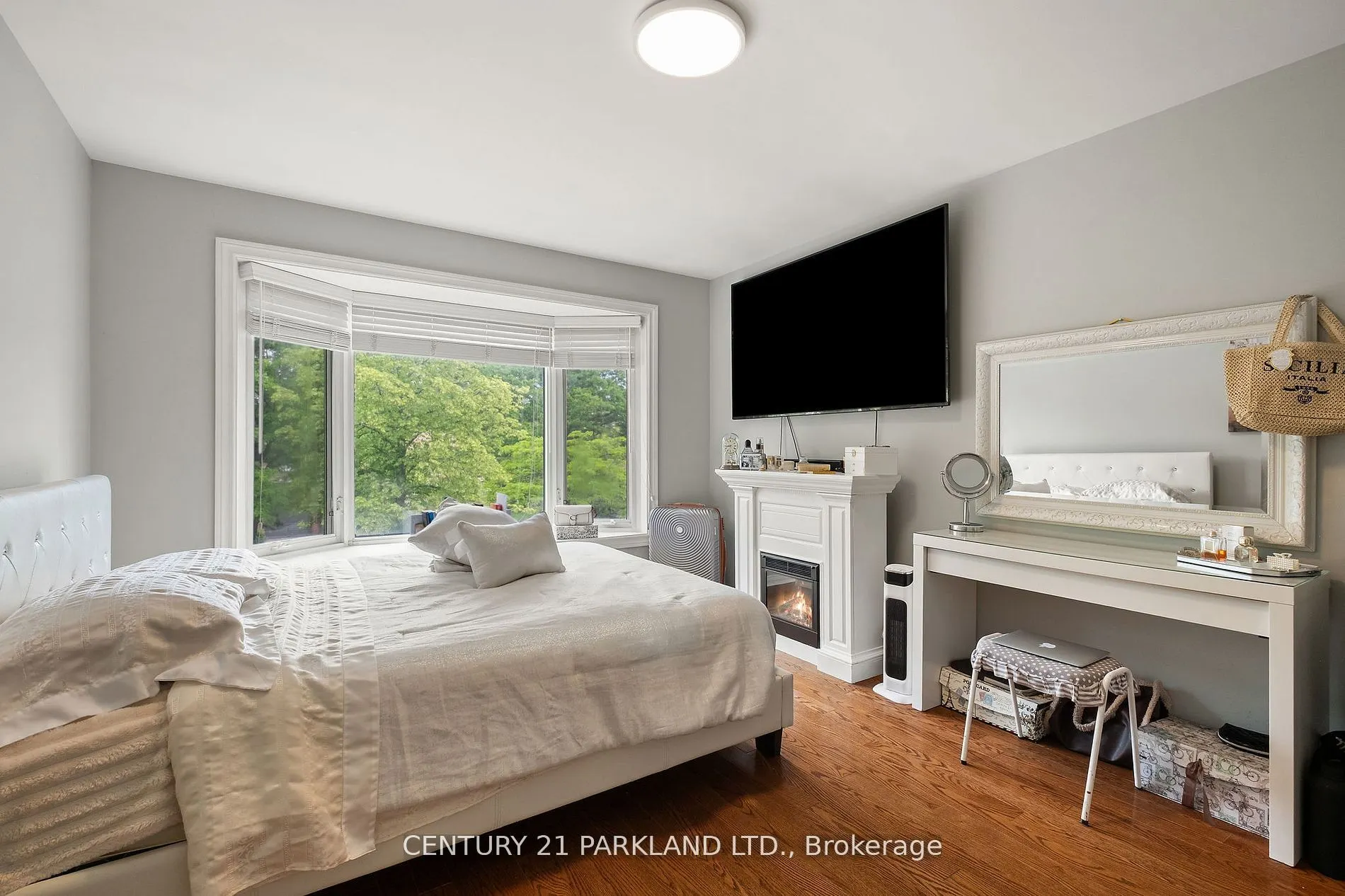 87 Bonacres Avenue