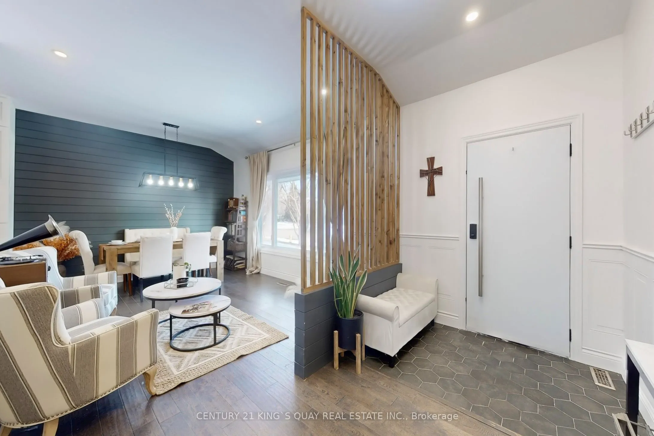 618 Sunset Boulevard