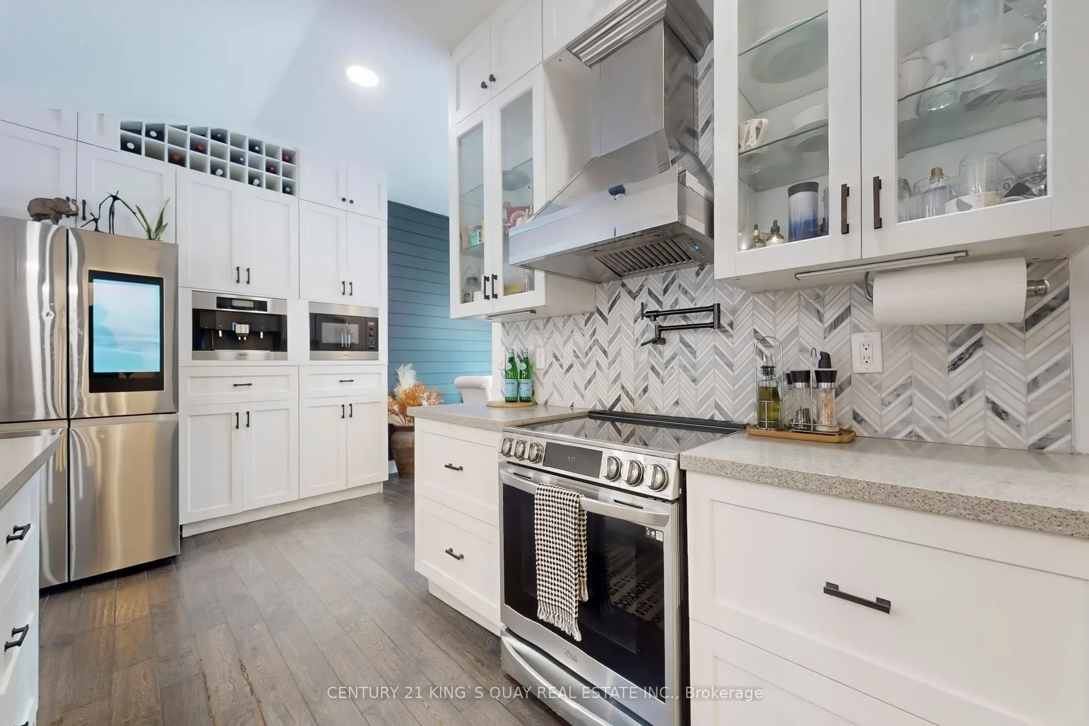 618 Sunset Boulevard