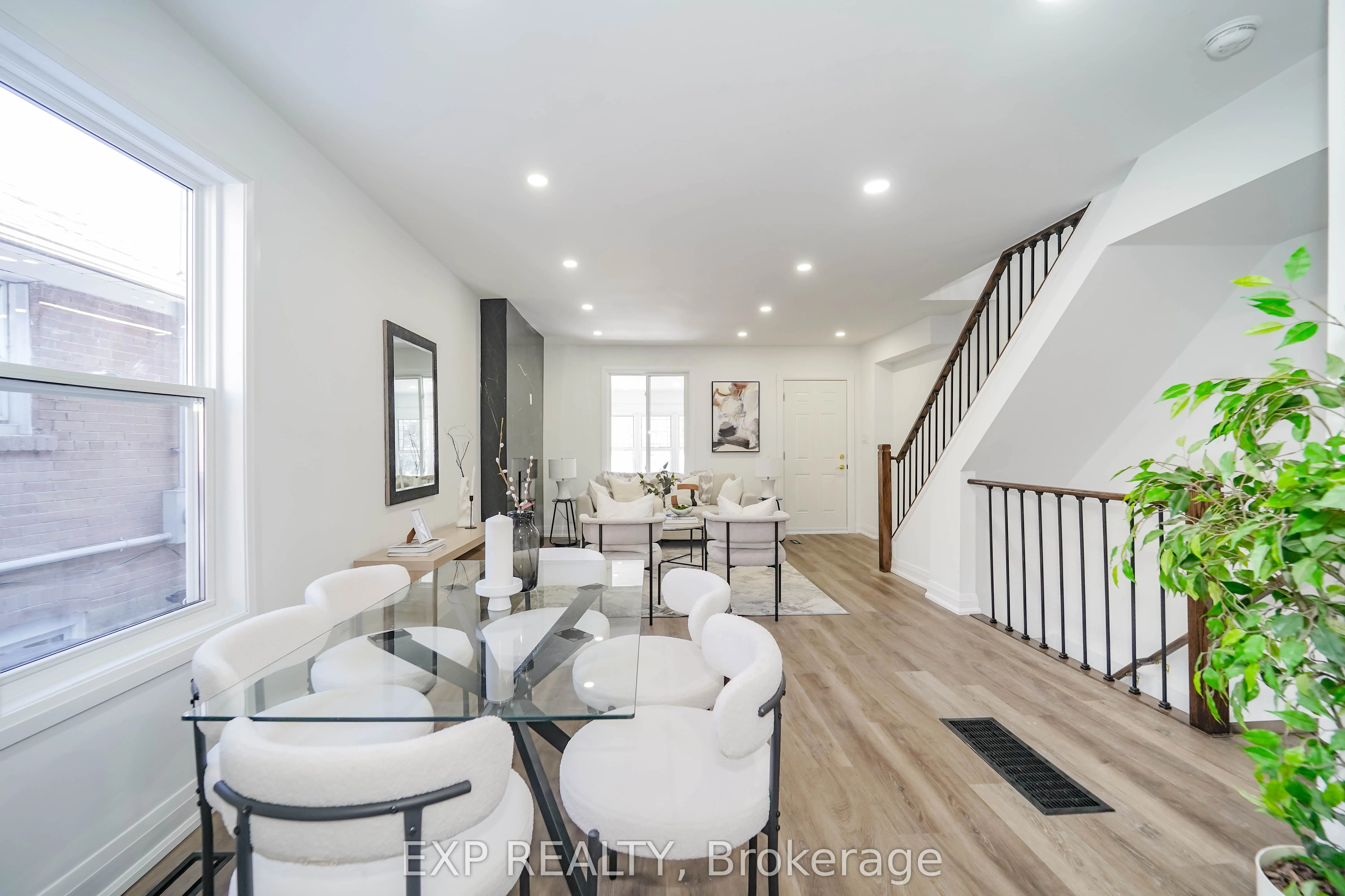 224 Aylesworth Avenue