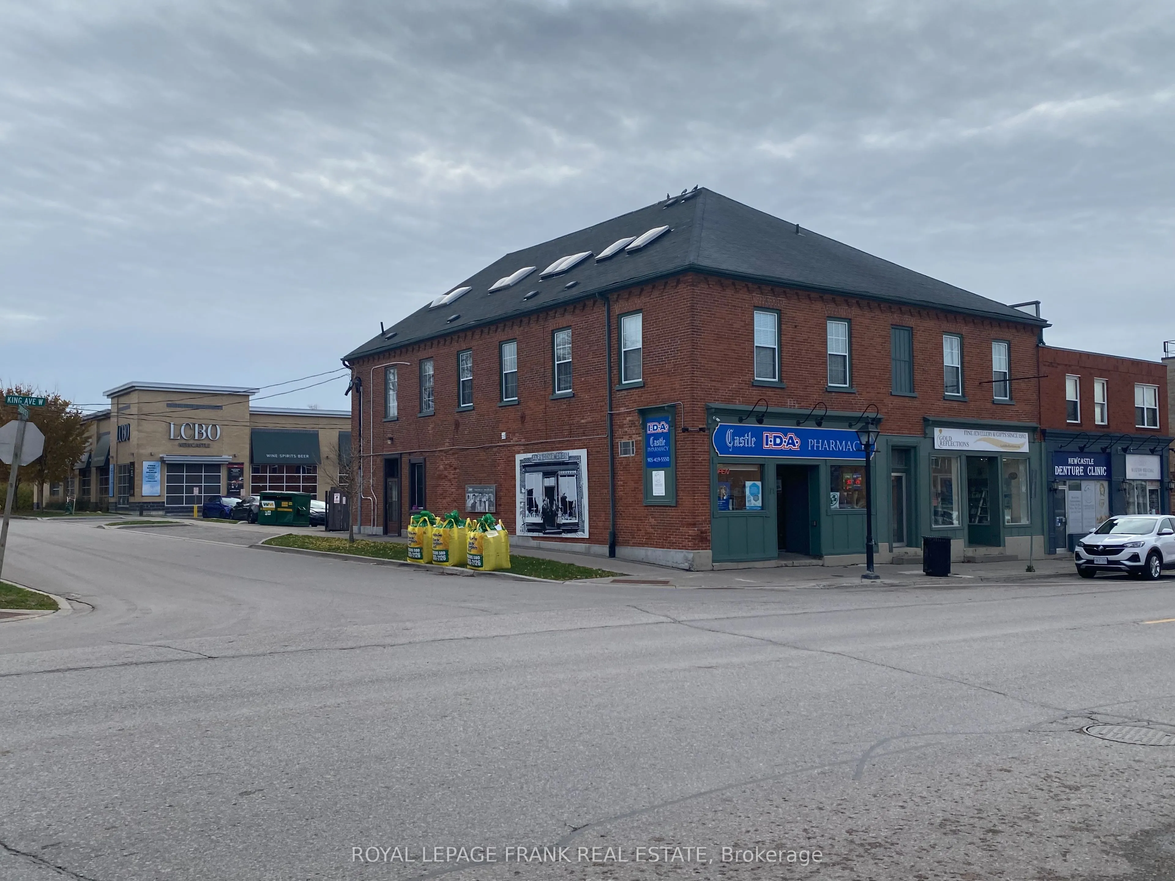 71-85 King Avenue E