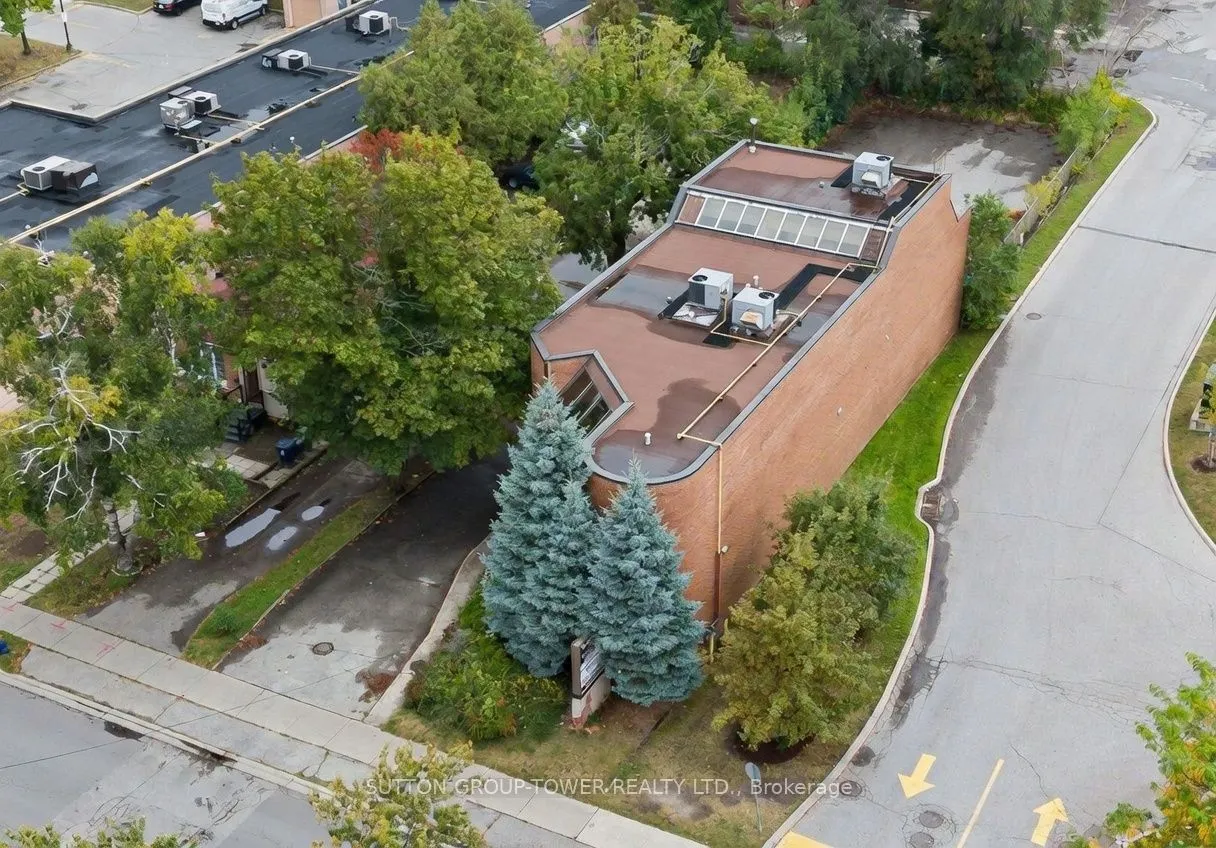6 Collinsgrove Road