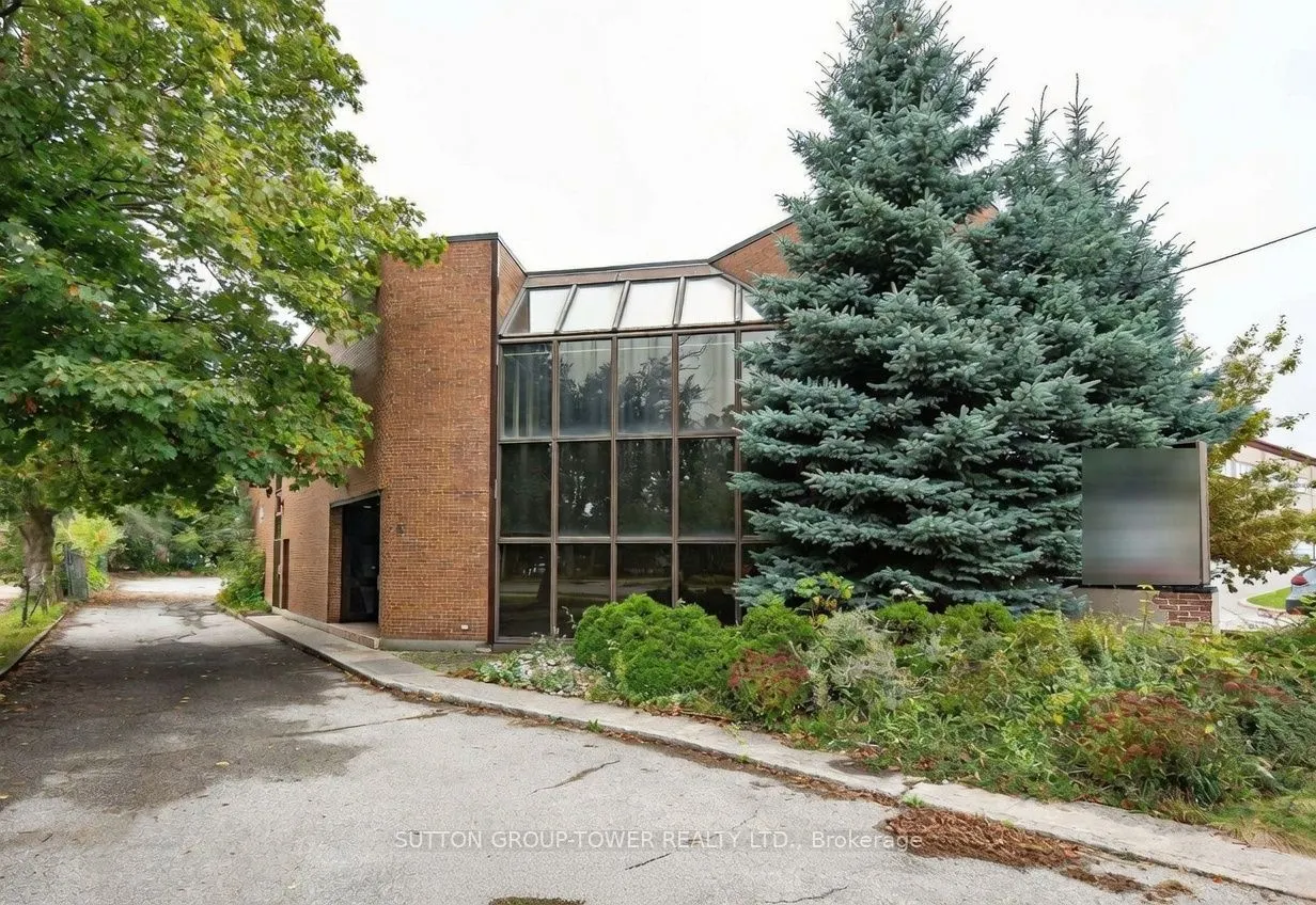 6 Collinsgrove Road