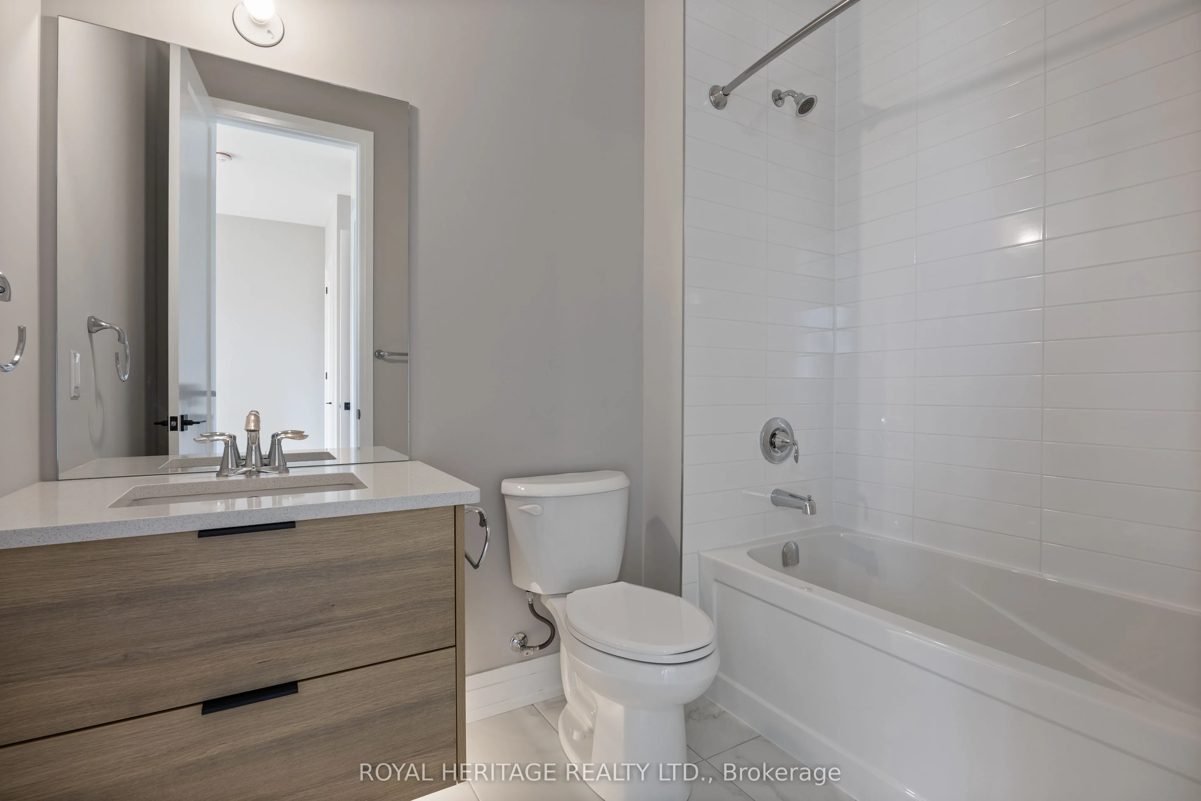 25 Inverlynn Way