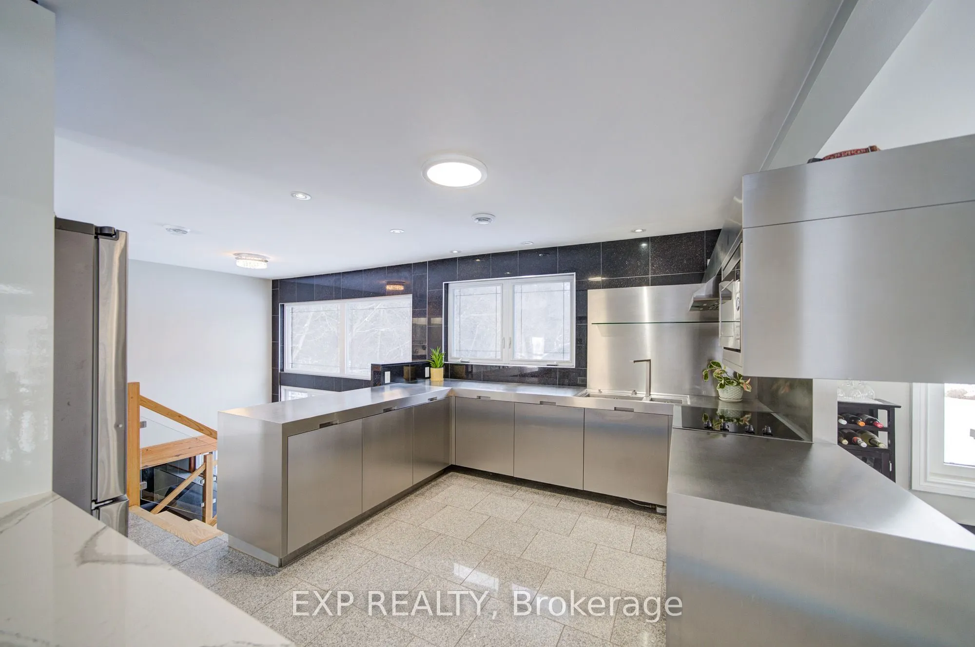 3505 Cochrane Street
