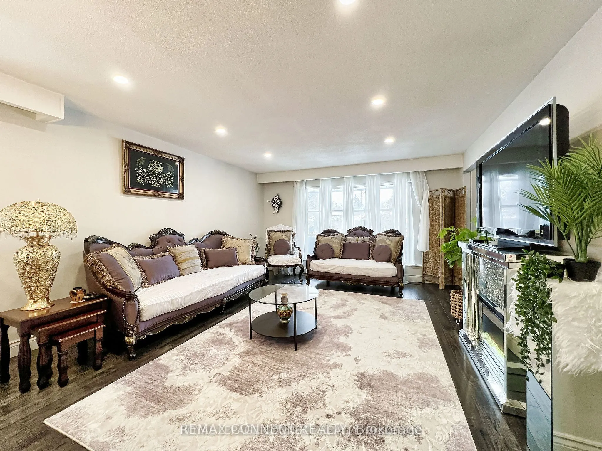 24 Lalton Place
