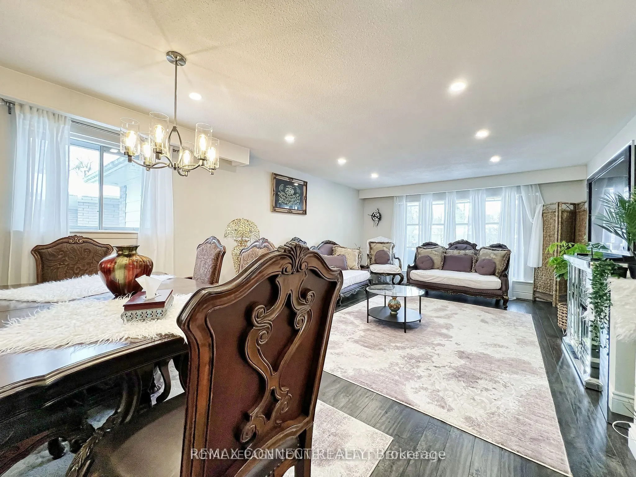 24 Lalton Place