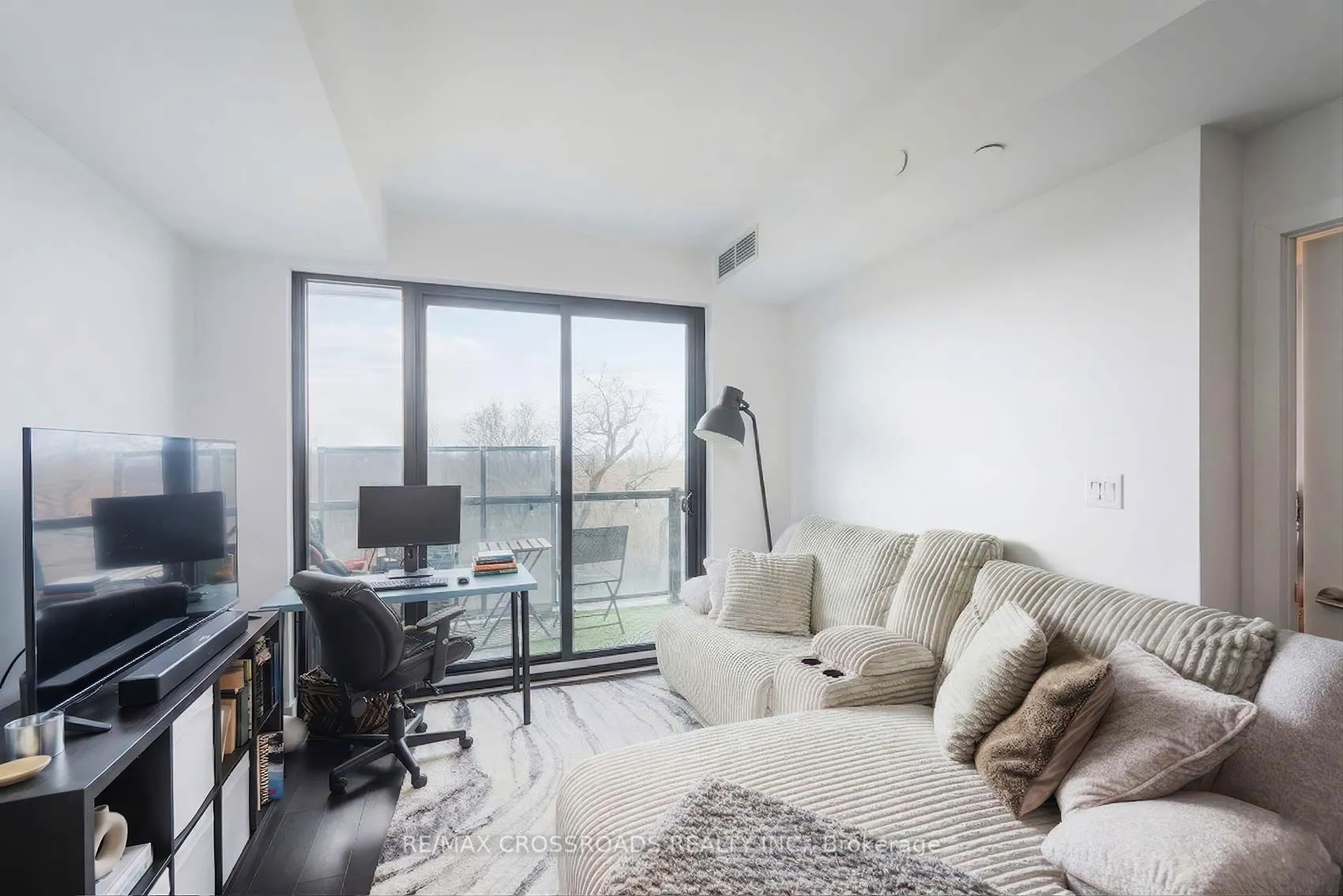 2799 Kingston Road #628