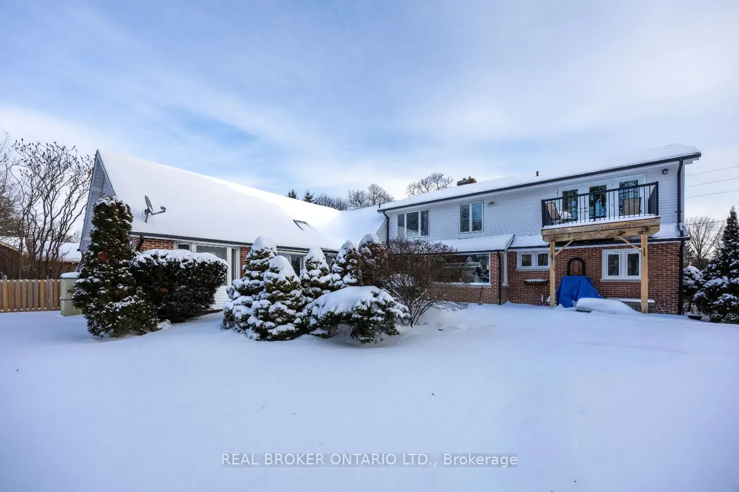 18 Concession Street W