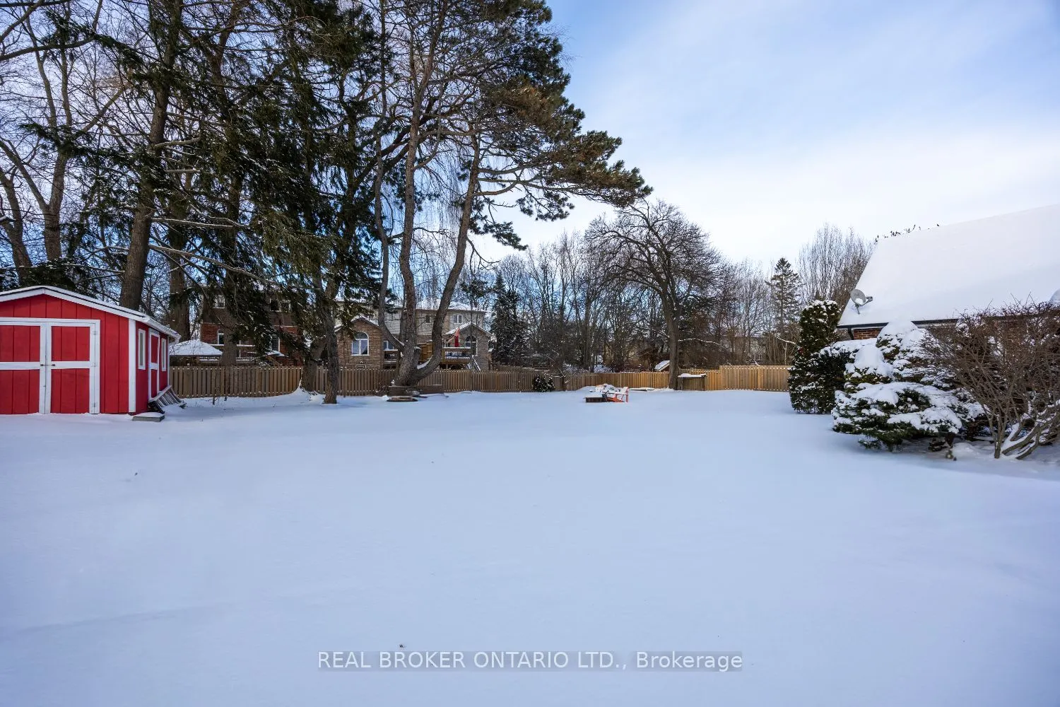 18 Concession Street W