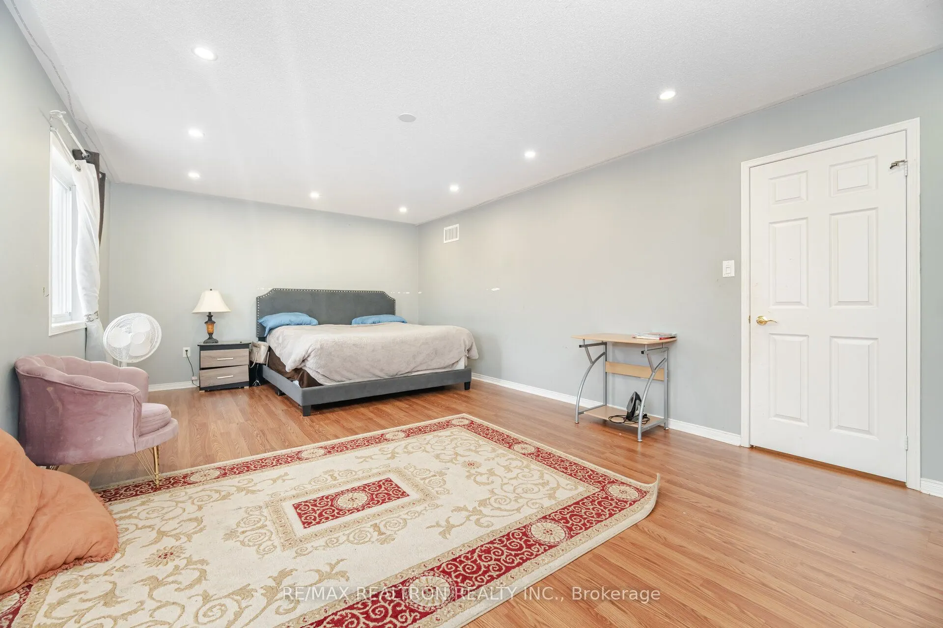 58 Bradbury Crescent