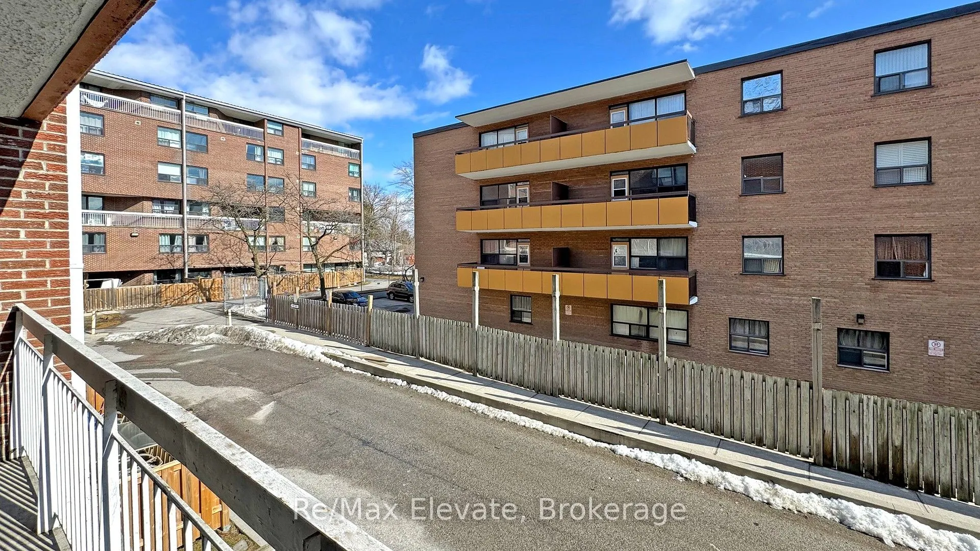 4060 Lawrence Avenue E #204