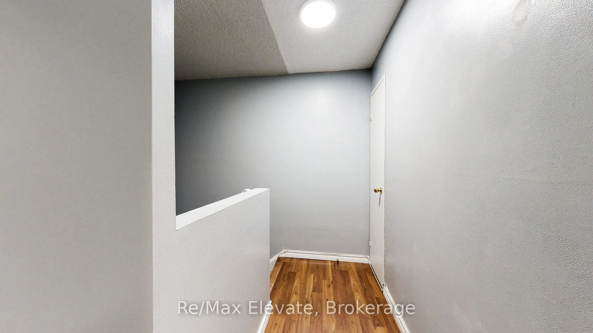 4060 Lawrence Avenue E #204