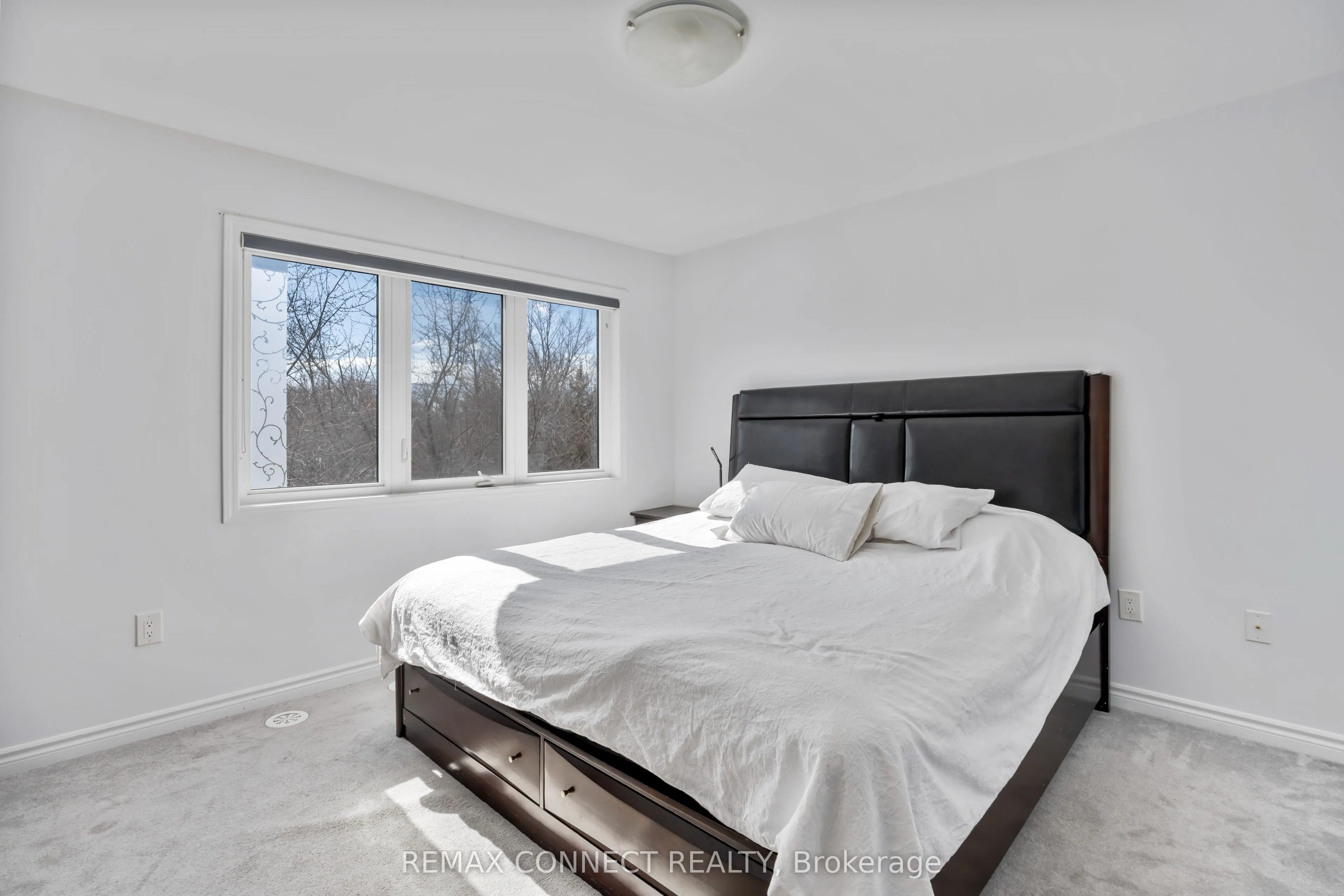 56 Heron Park Place