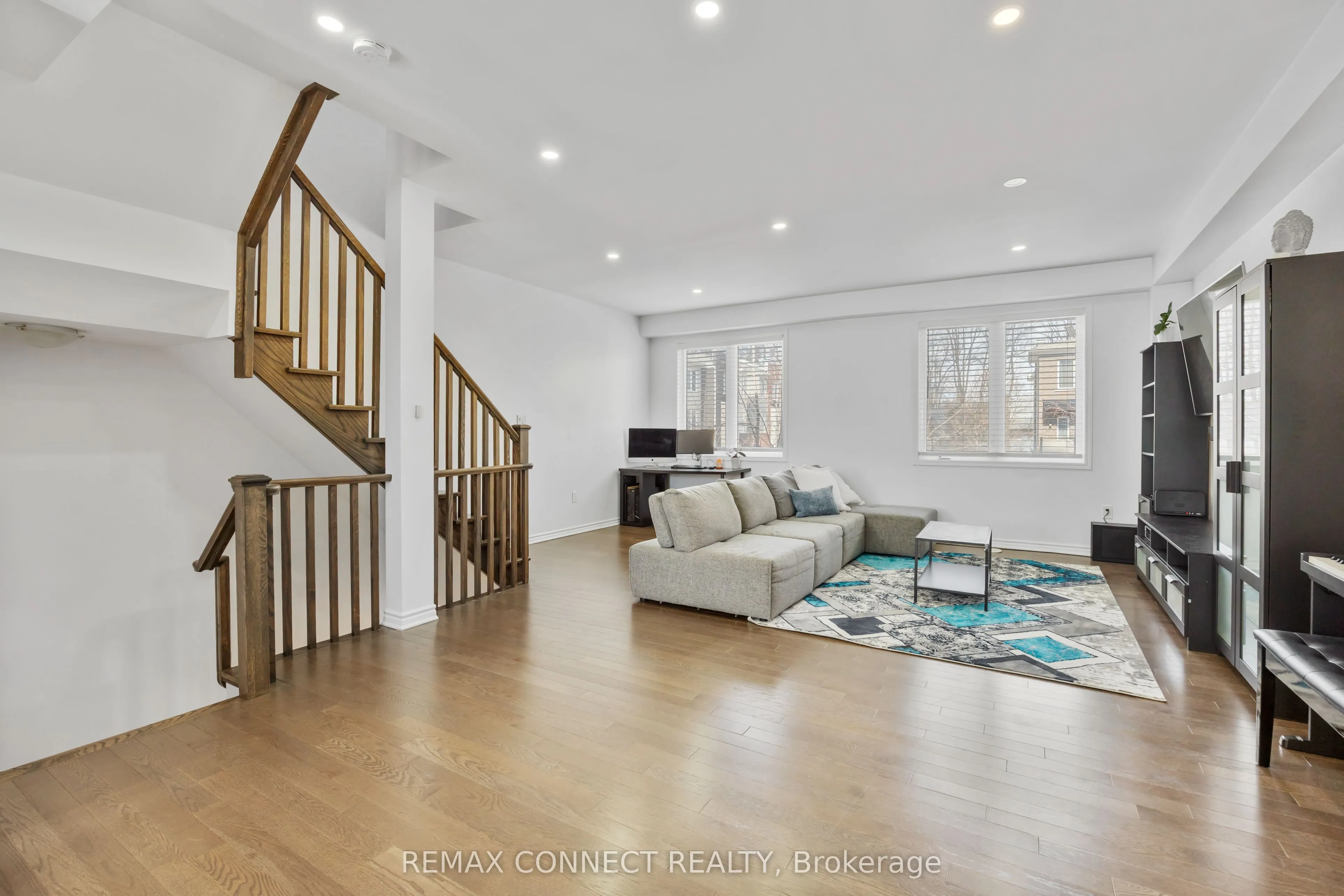 56 Heron Park Place