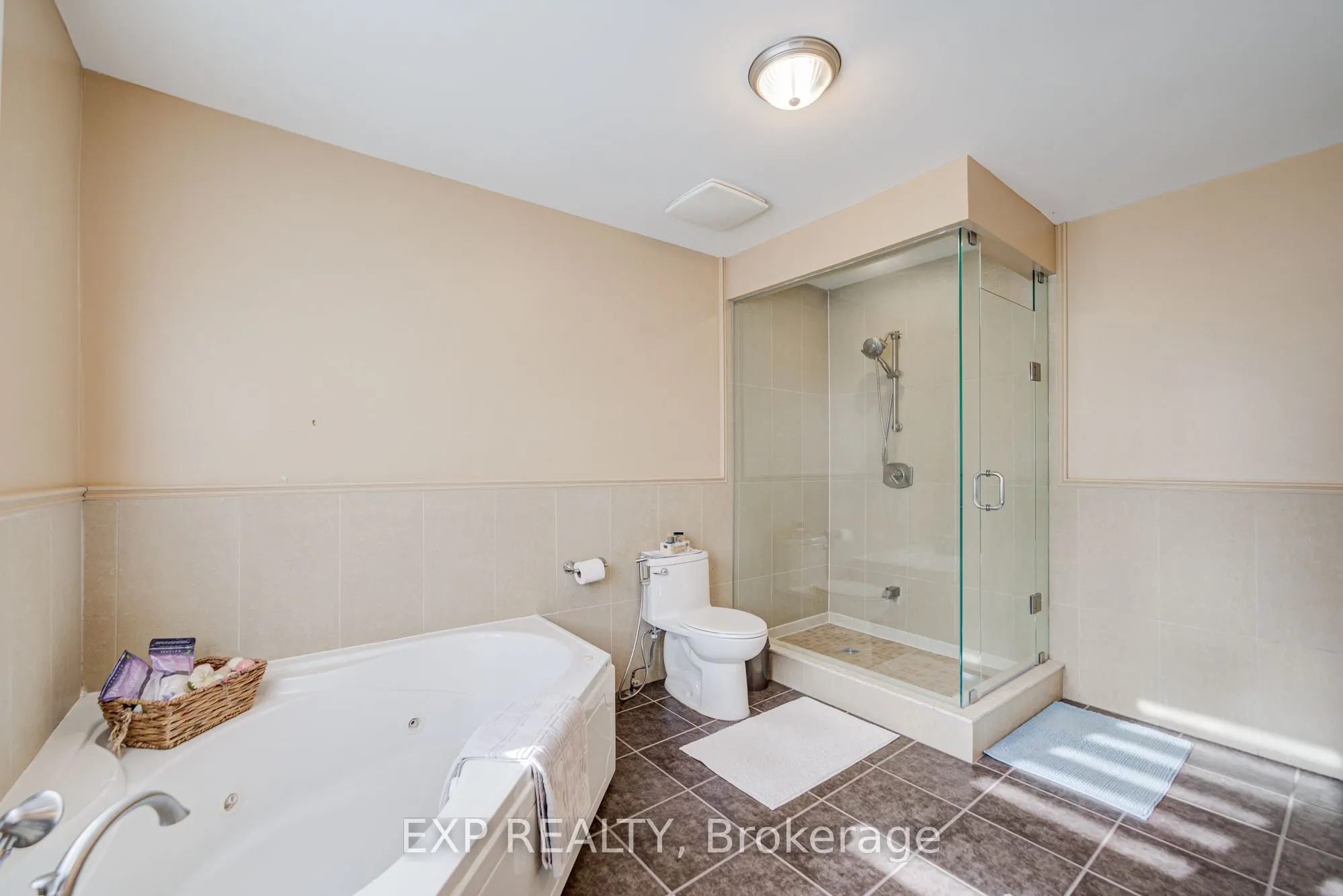 11 Bellvare Crescent
