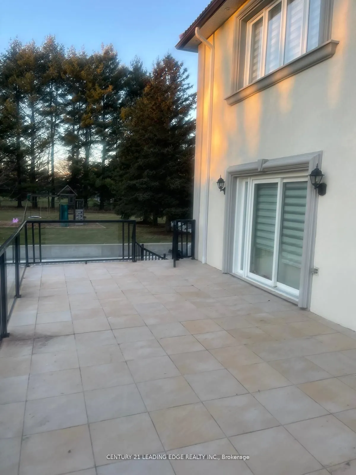 10 Bunting Court