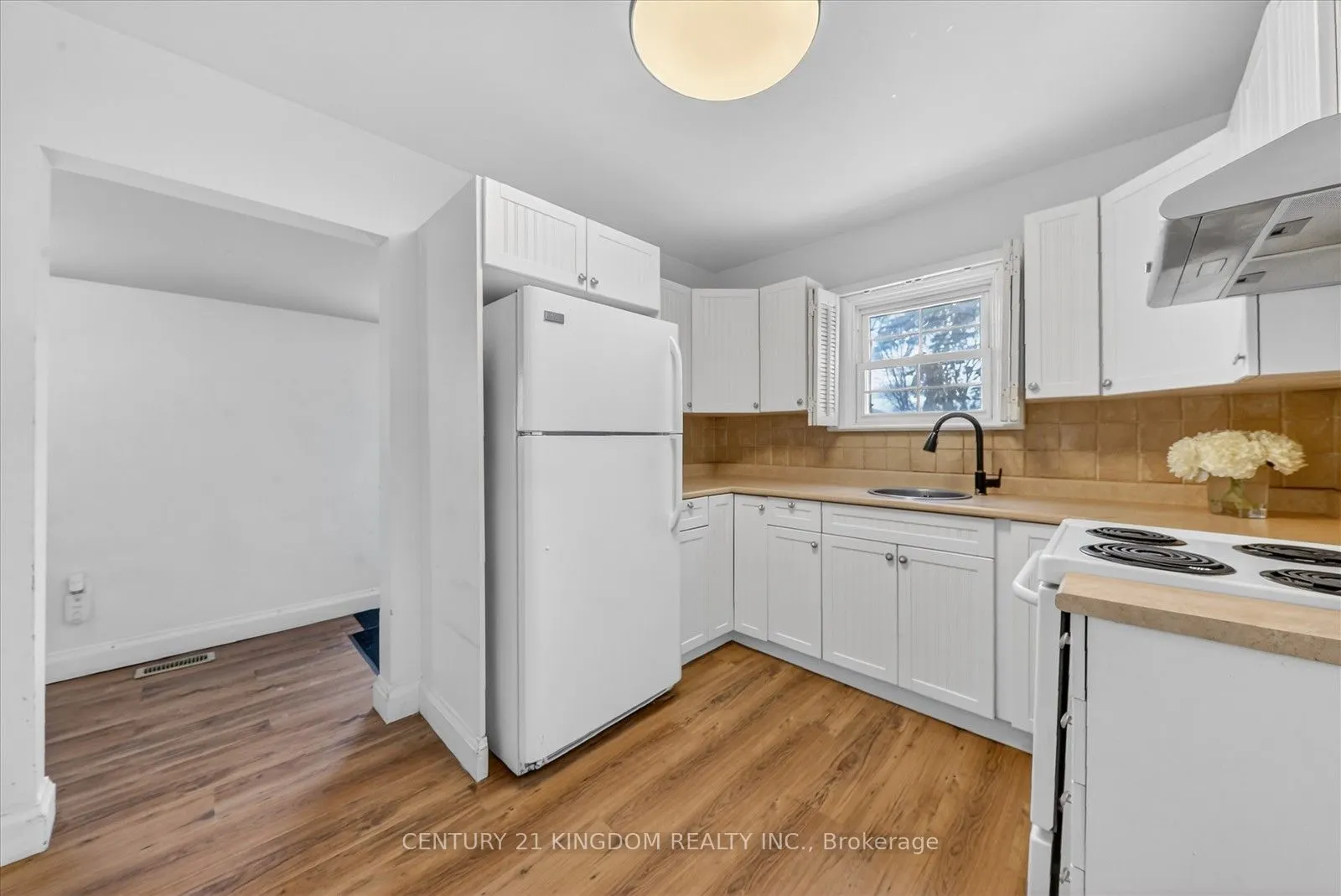 208 Palmerston Avenue
