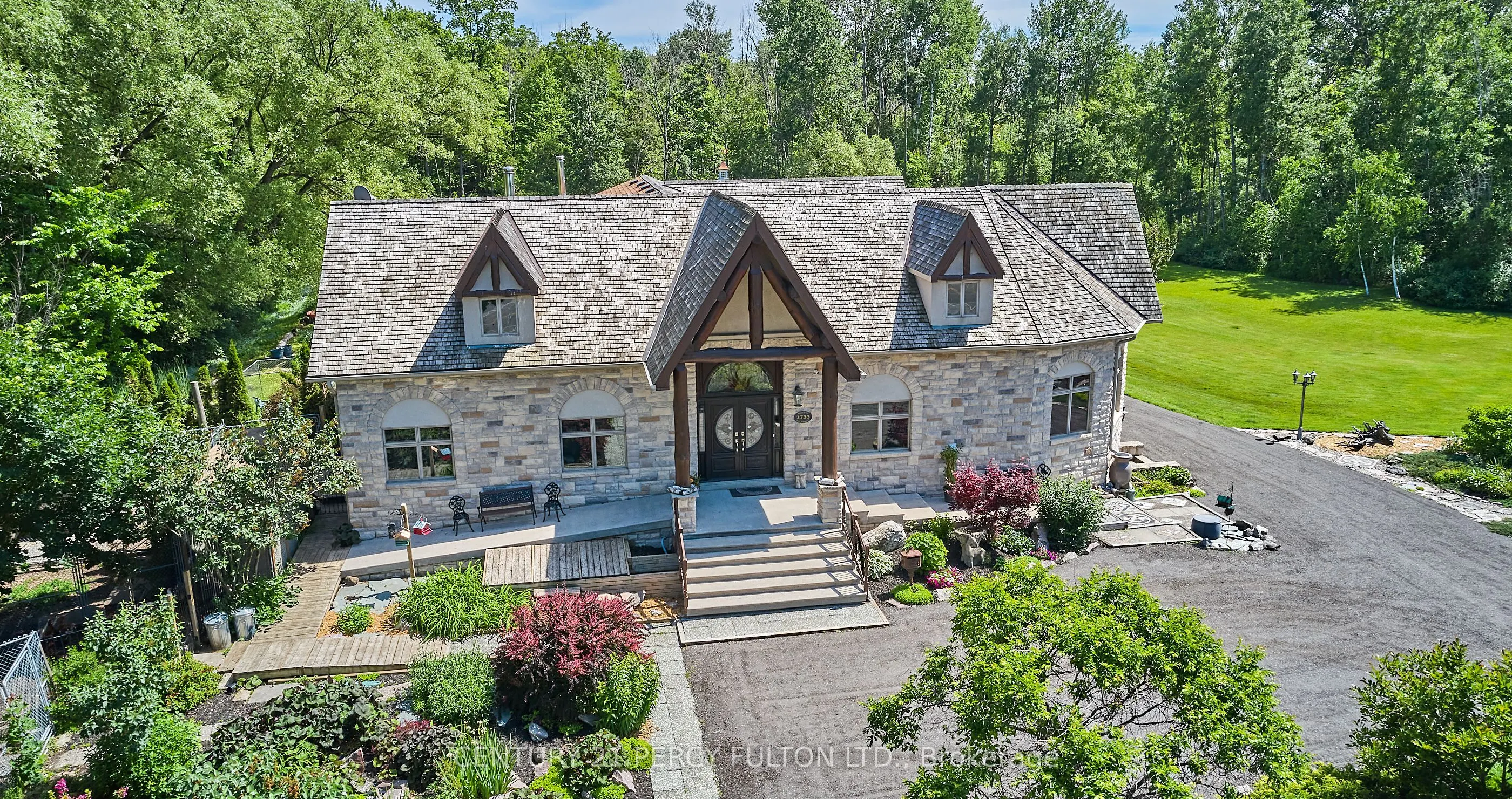 2733 Taunton Road
