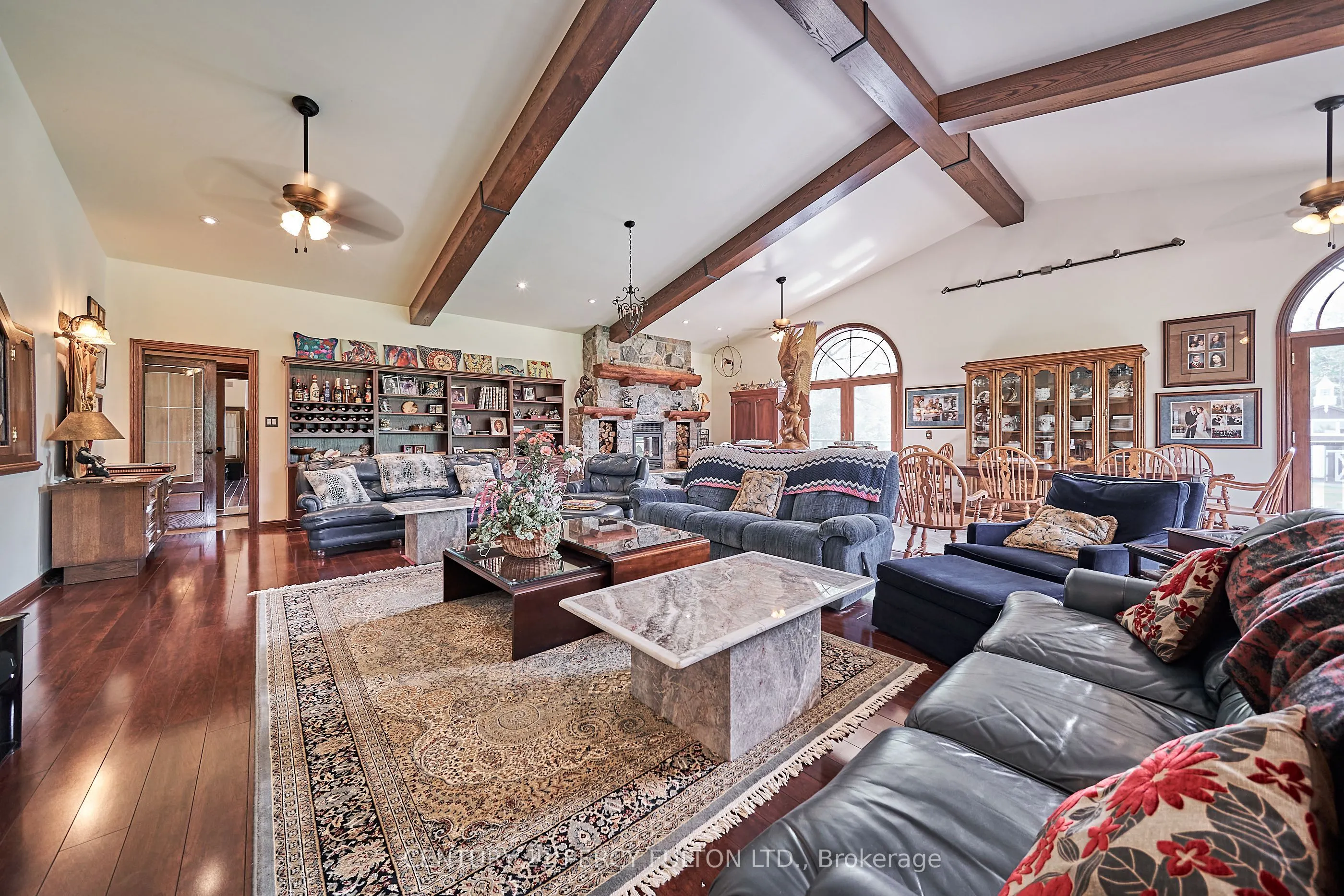 2733 Taunton Road