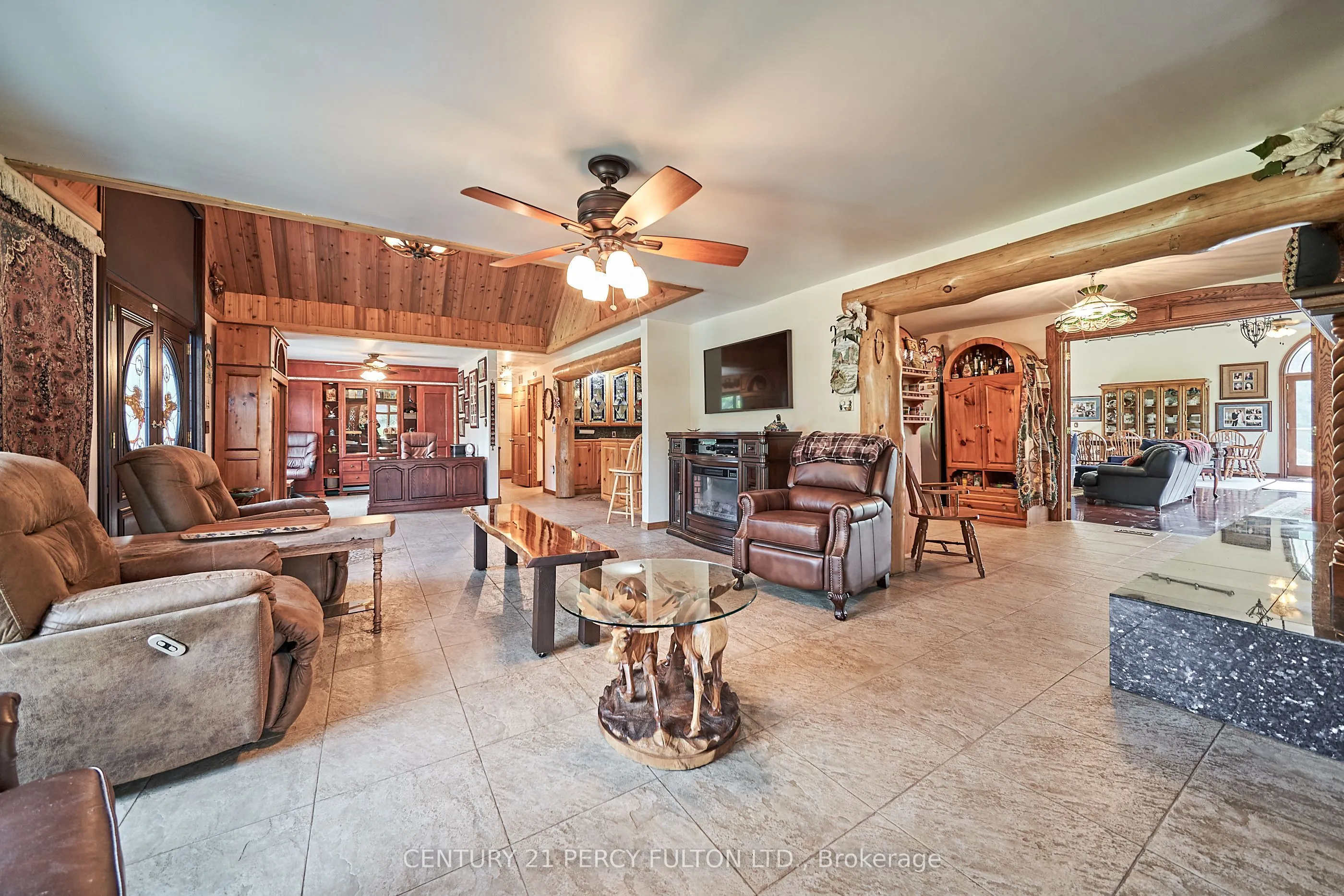 2733 Taunton Road