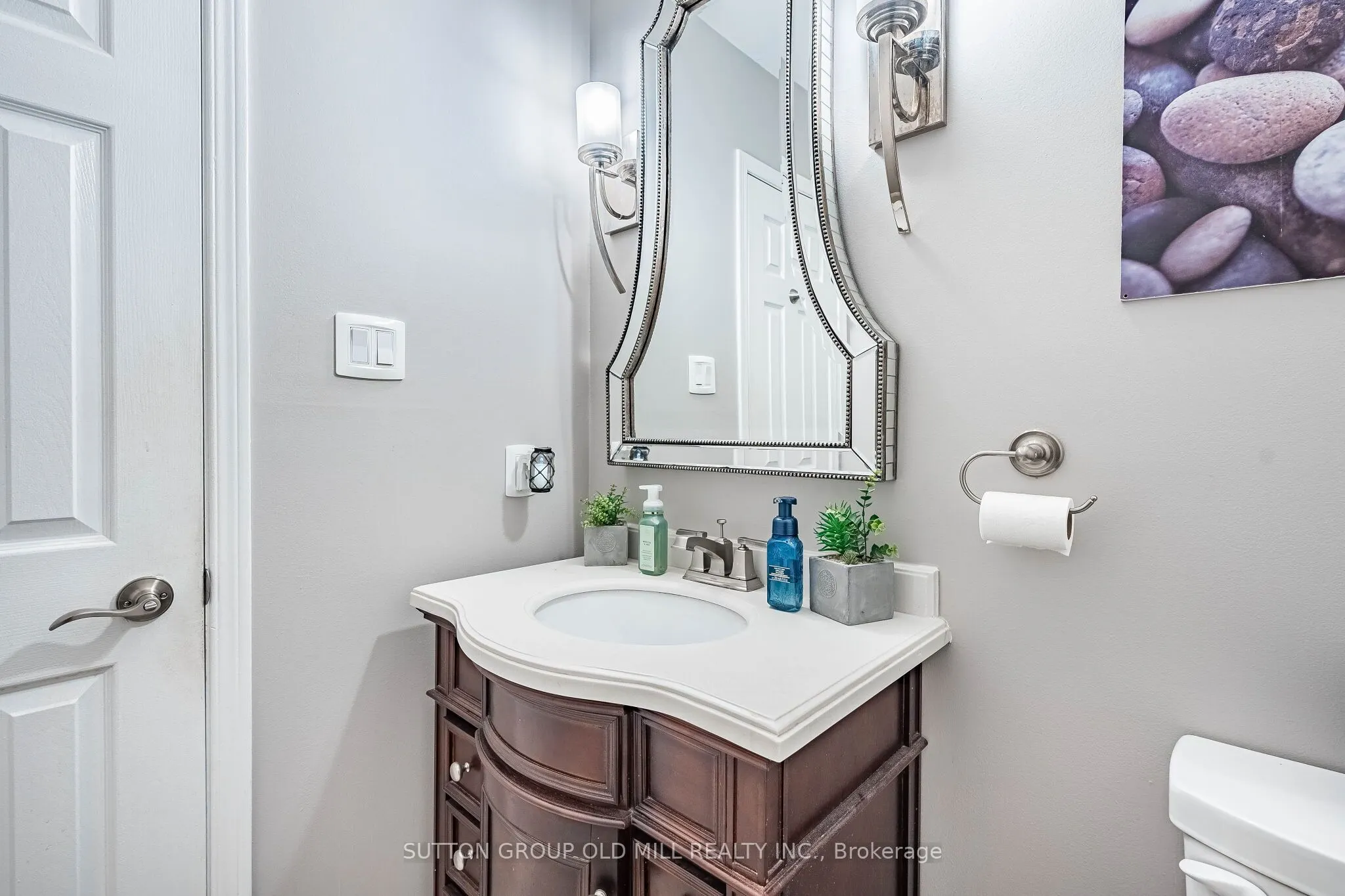 501 Sundown Crescent