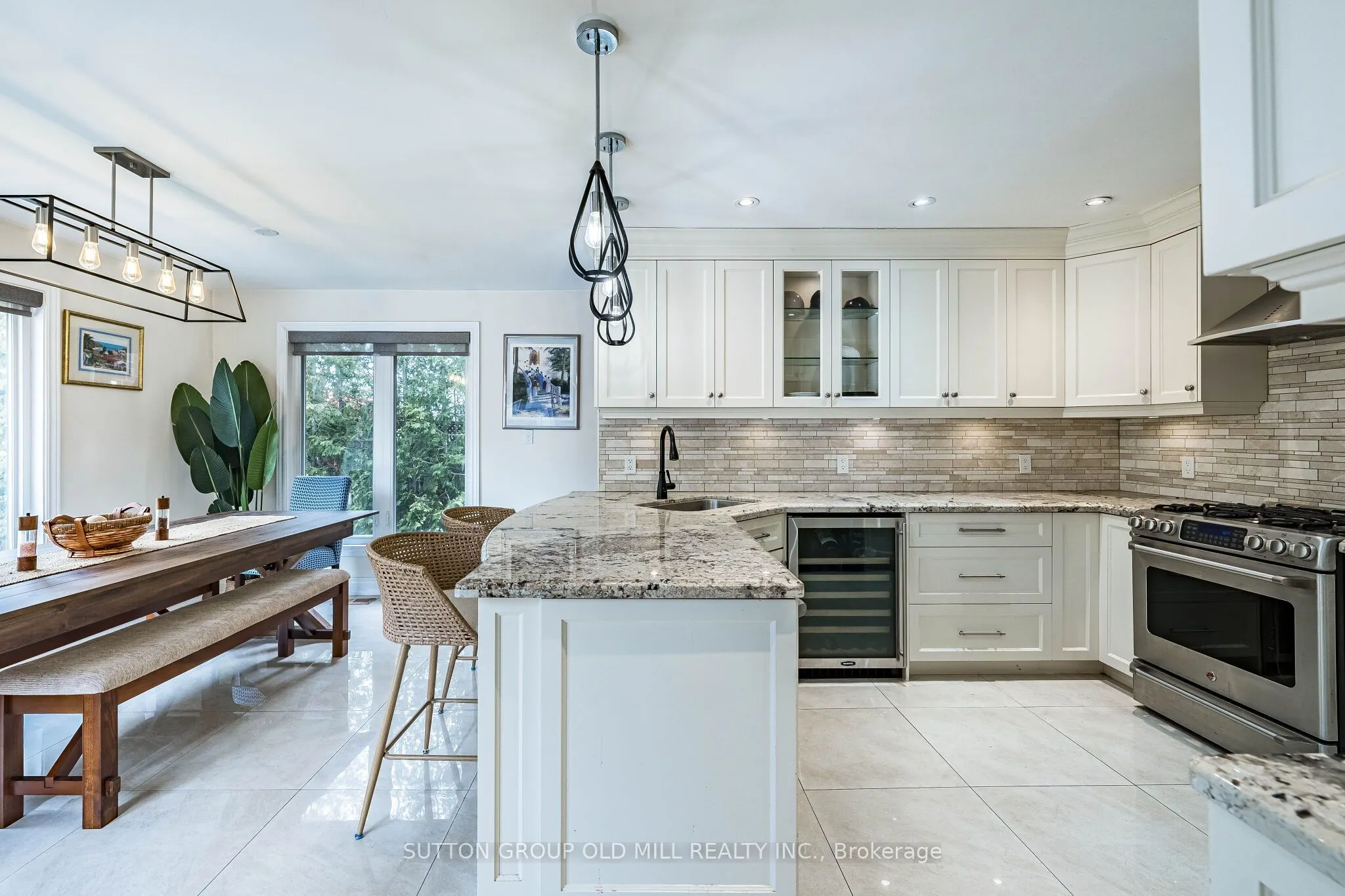501 Sundown Crescent