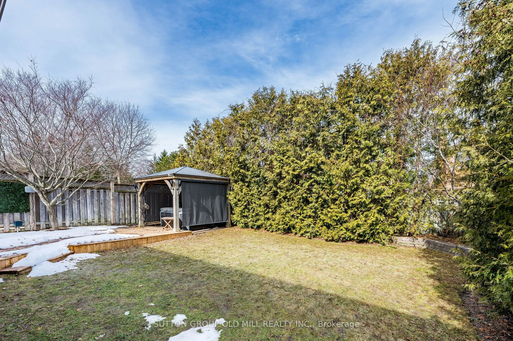 501 Sundown Crescent