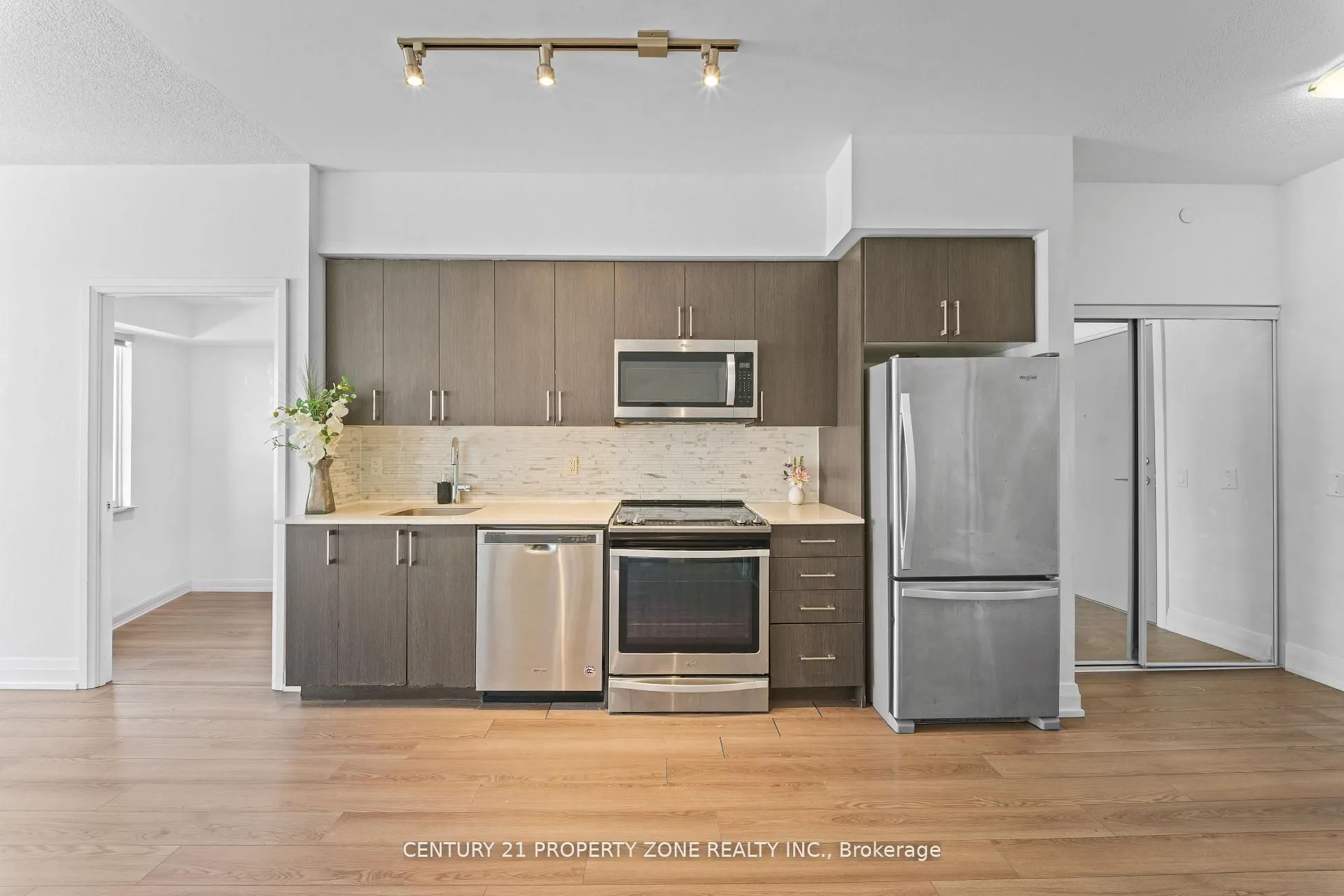 3121 Sheppard Avenue E #710