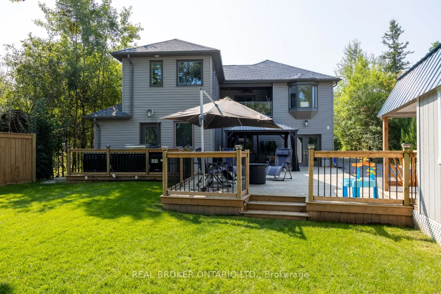 526 View Lake Road