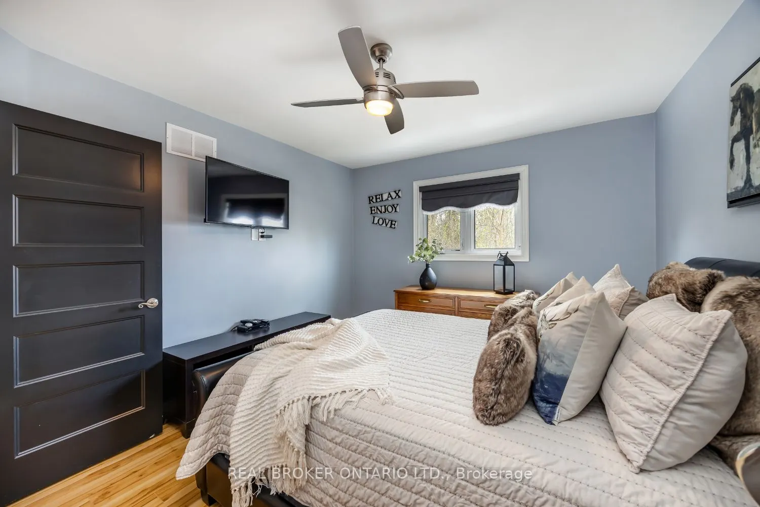526 View Lake Road