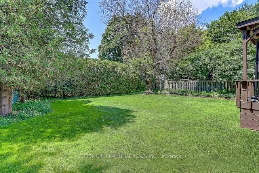 38 Fenwood Heights
