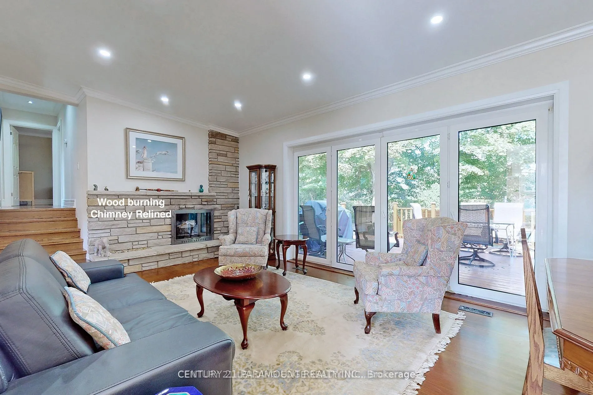 8 Waterfield Drive