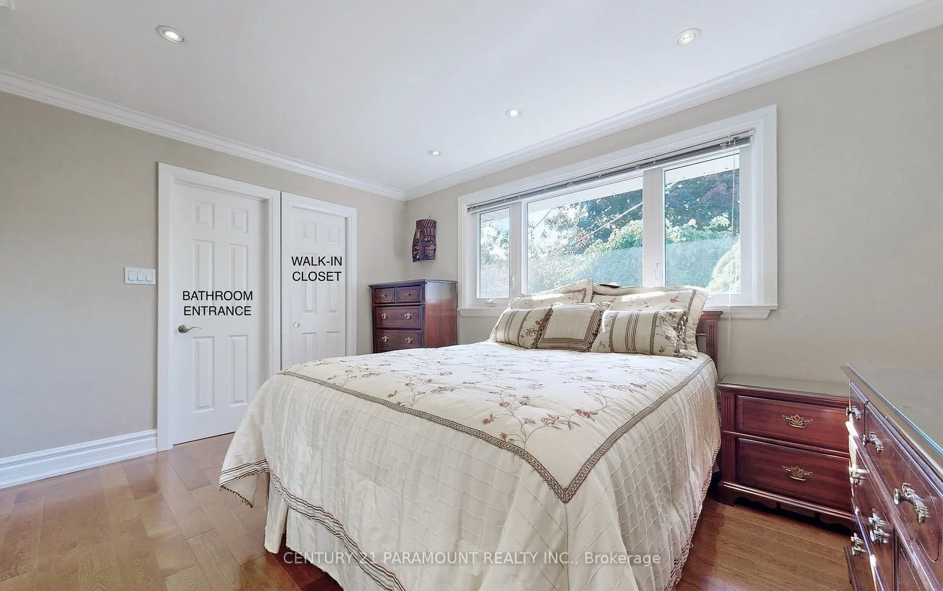 8 Waterfield Drive