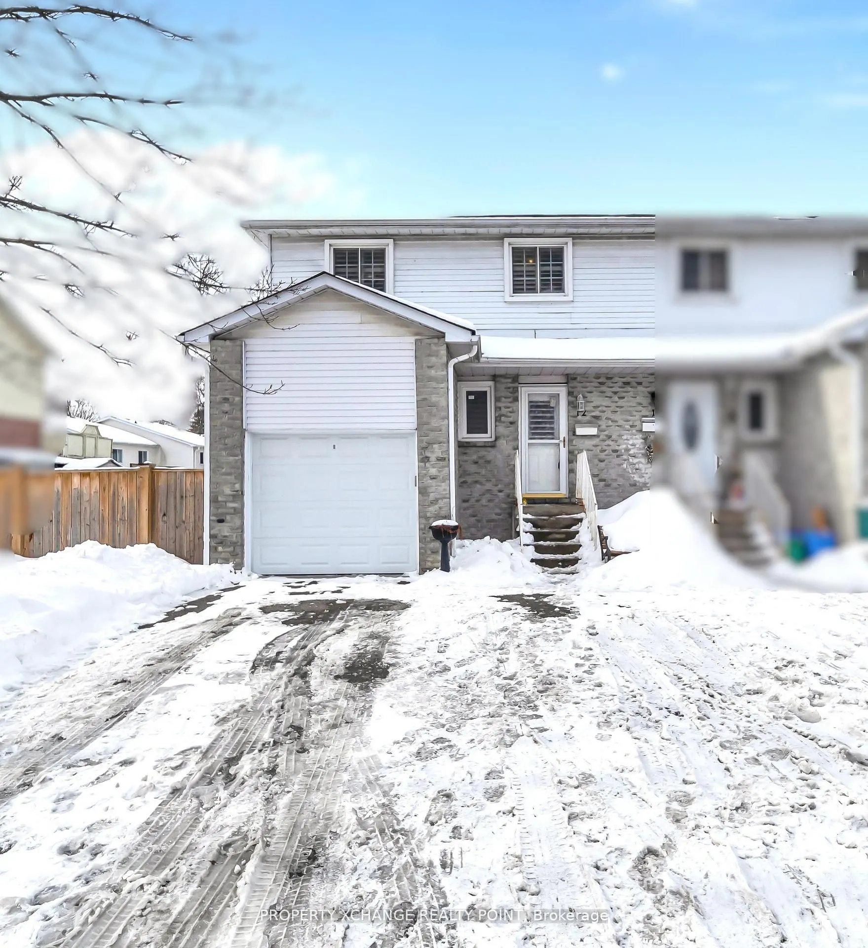 12 Waverly Street S