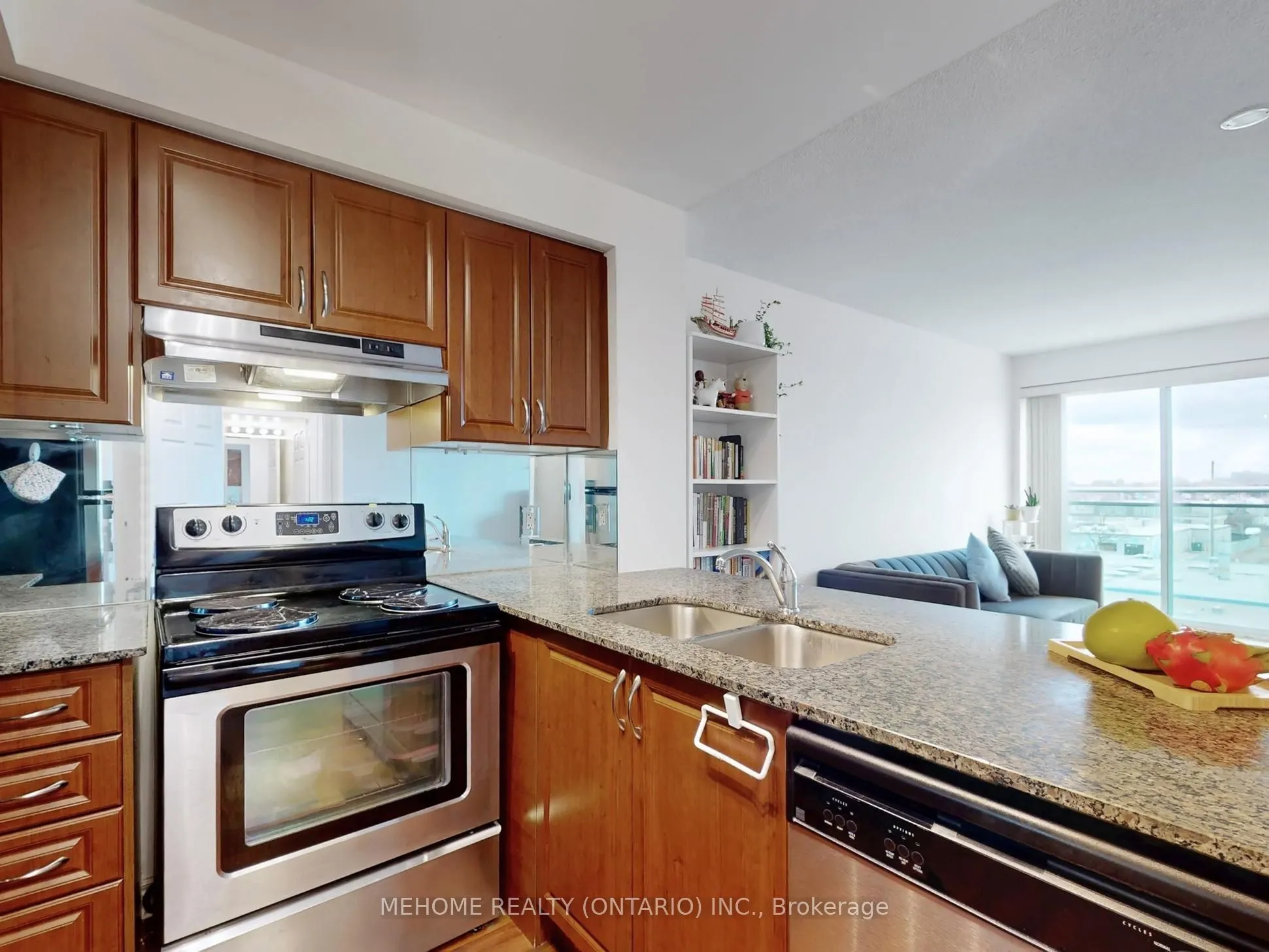 60 Fairfax Crescent #531