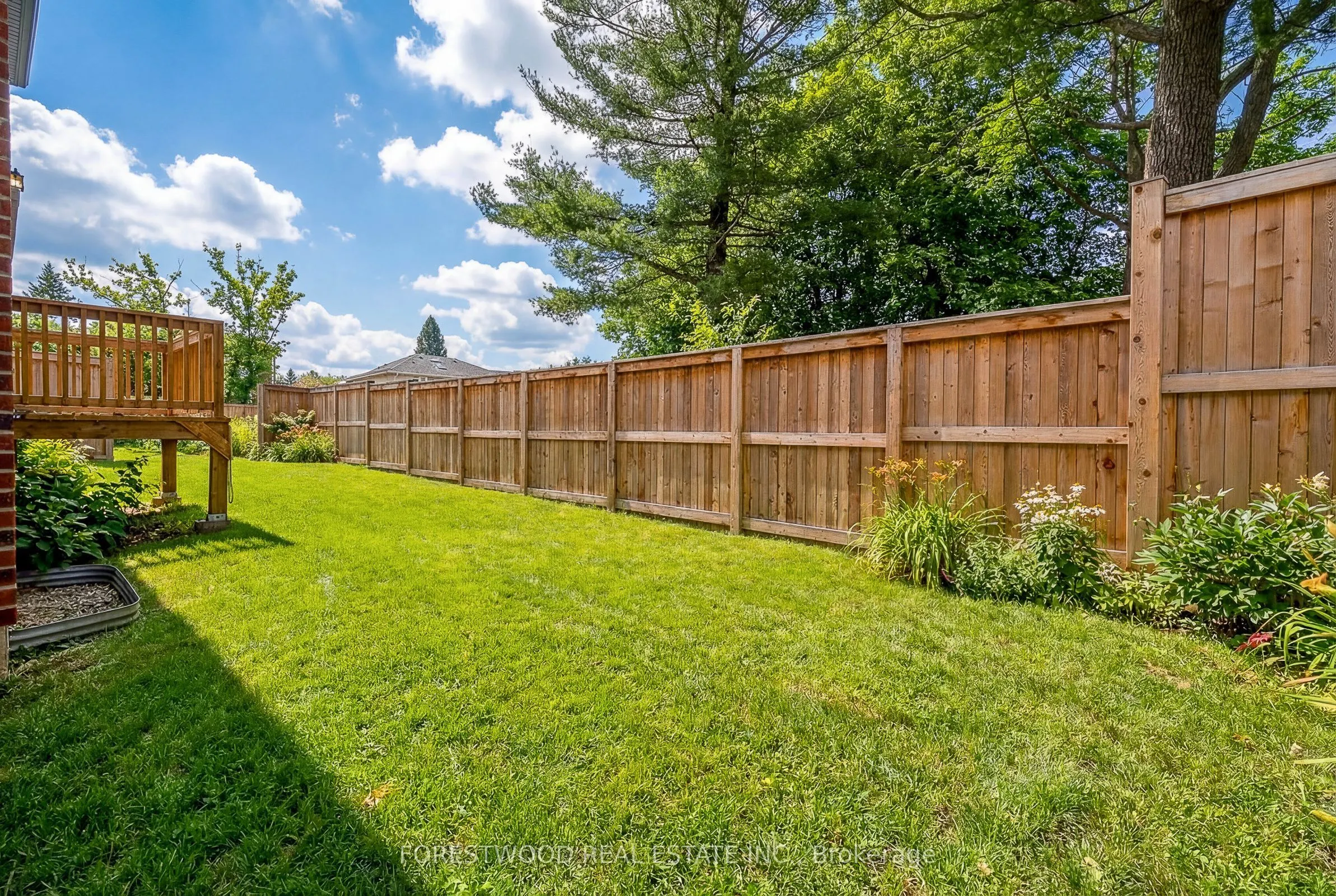 17 Deer Creek Court